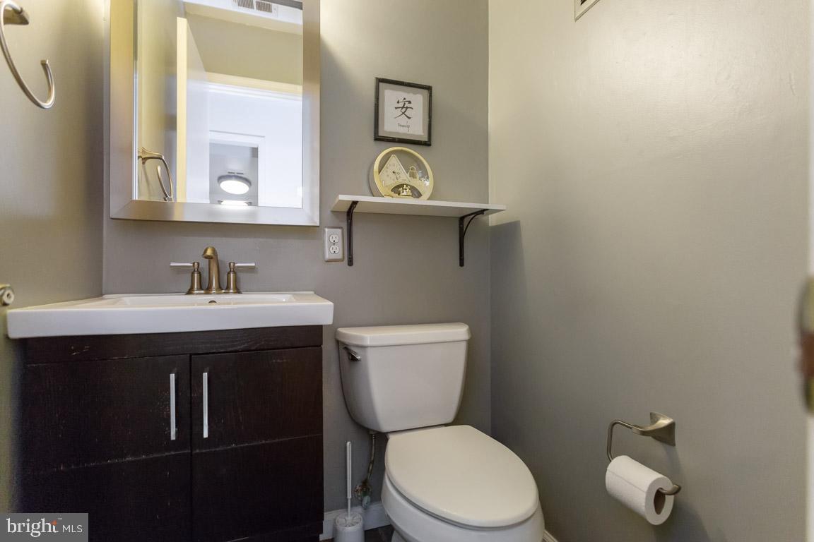 CHARLESTOWNE VILLAGE - Residential