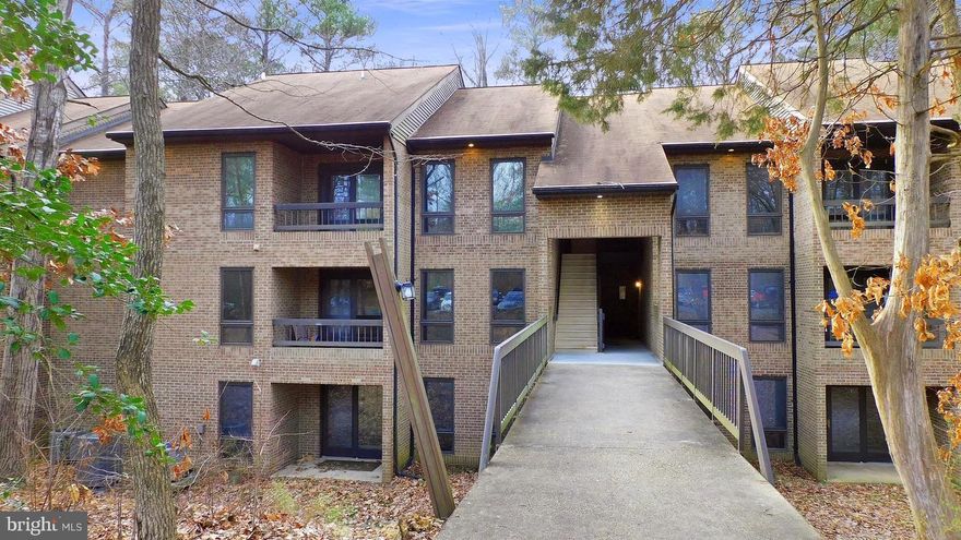 This conveniently located 2 bedroom 1.5 bathroom condo has been recently renovated to include new flooring throughout. With upgraded lighting, breakfast bar, granite countertops, and stainless steel appliances, the kitchen is open concept and opens into the living area. There is an updated and tiled full hall bathroom with a laundry room with included washer and dryer. The master bedroom has a walk-in closet and tiled half-bath. This condo is centrally located near three large shopping centers and is just minutes from Patuxent River Naval Air Station. Call today to schedule your showing.