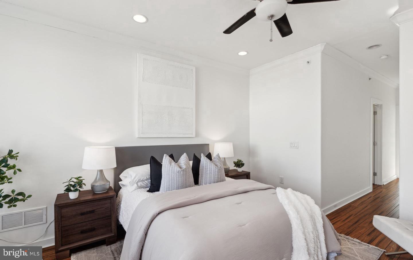 EAST PASSYUNK CROSSING - Residential Lease