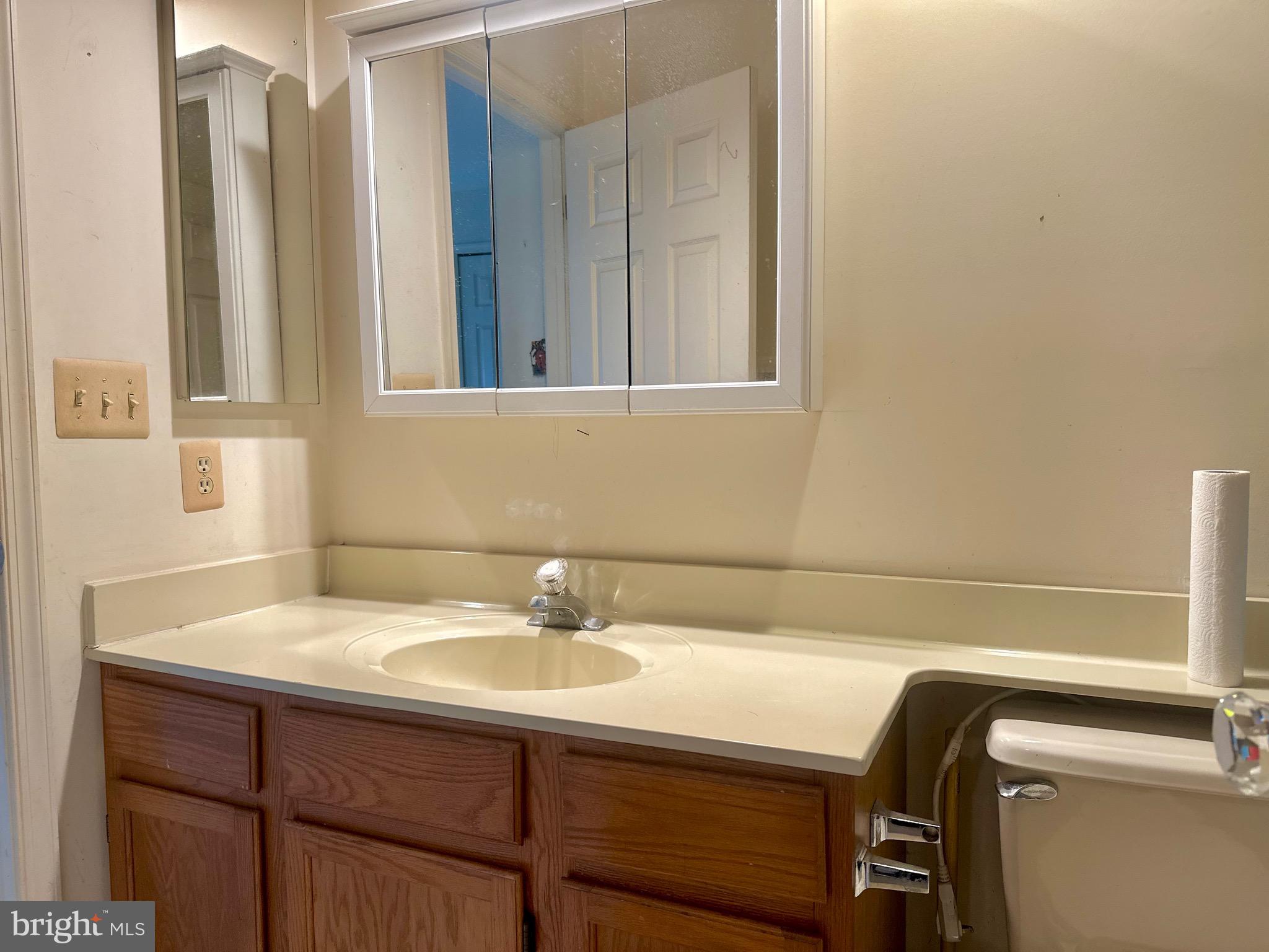 WHITE OAK - Residential