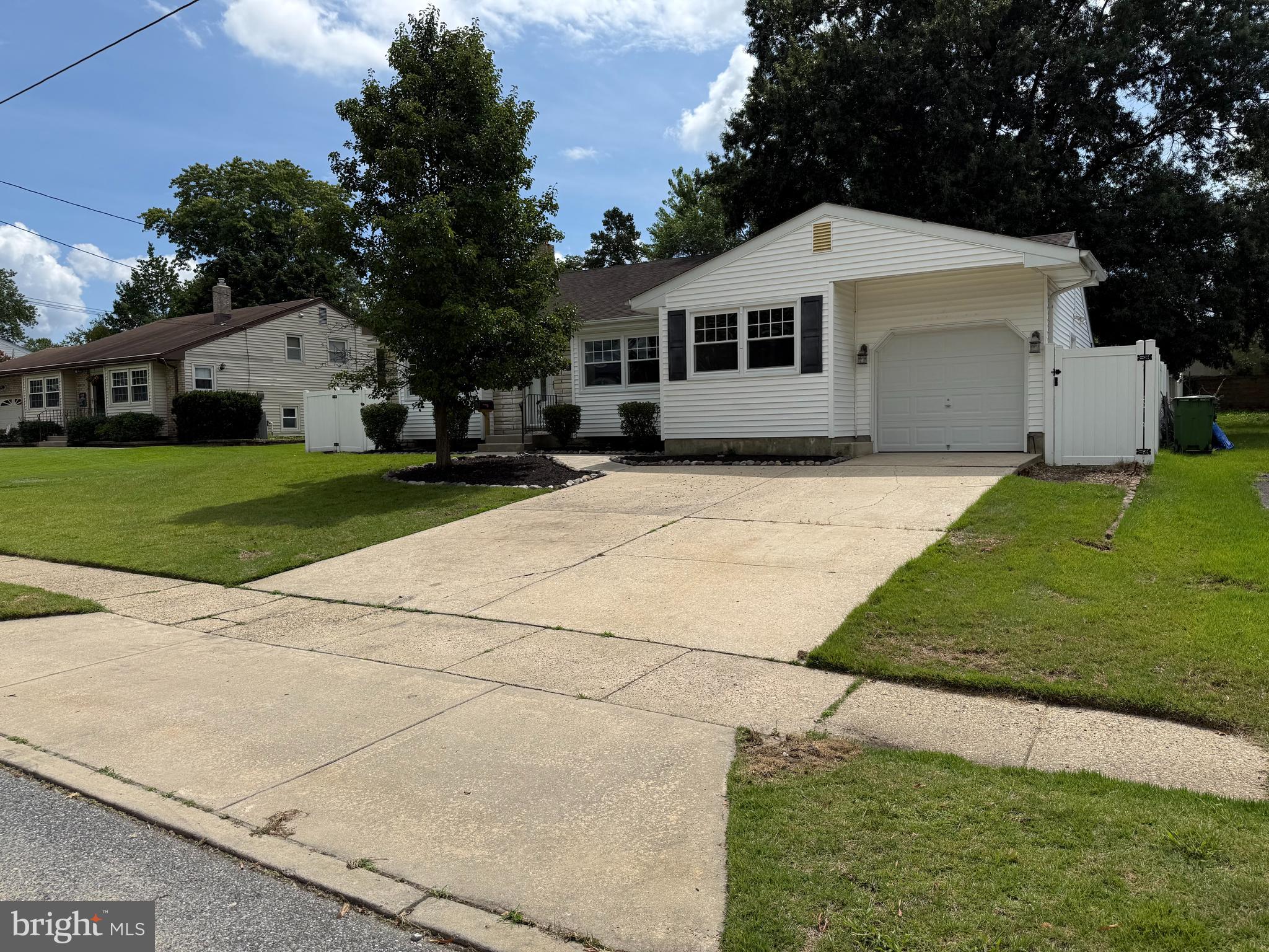 417 GREENVIEW ROAD