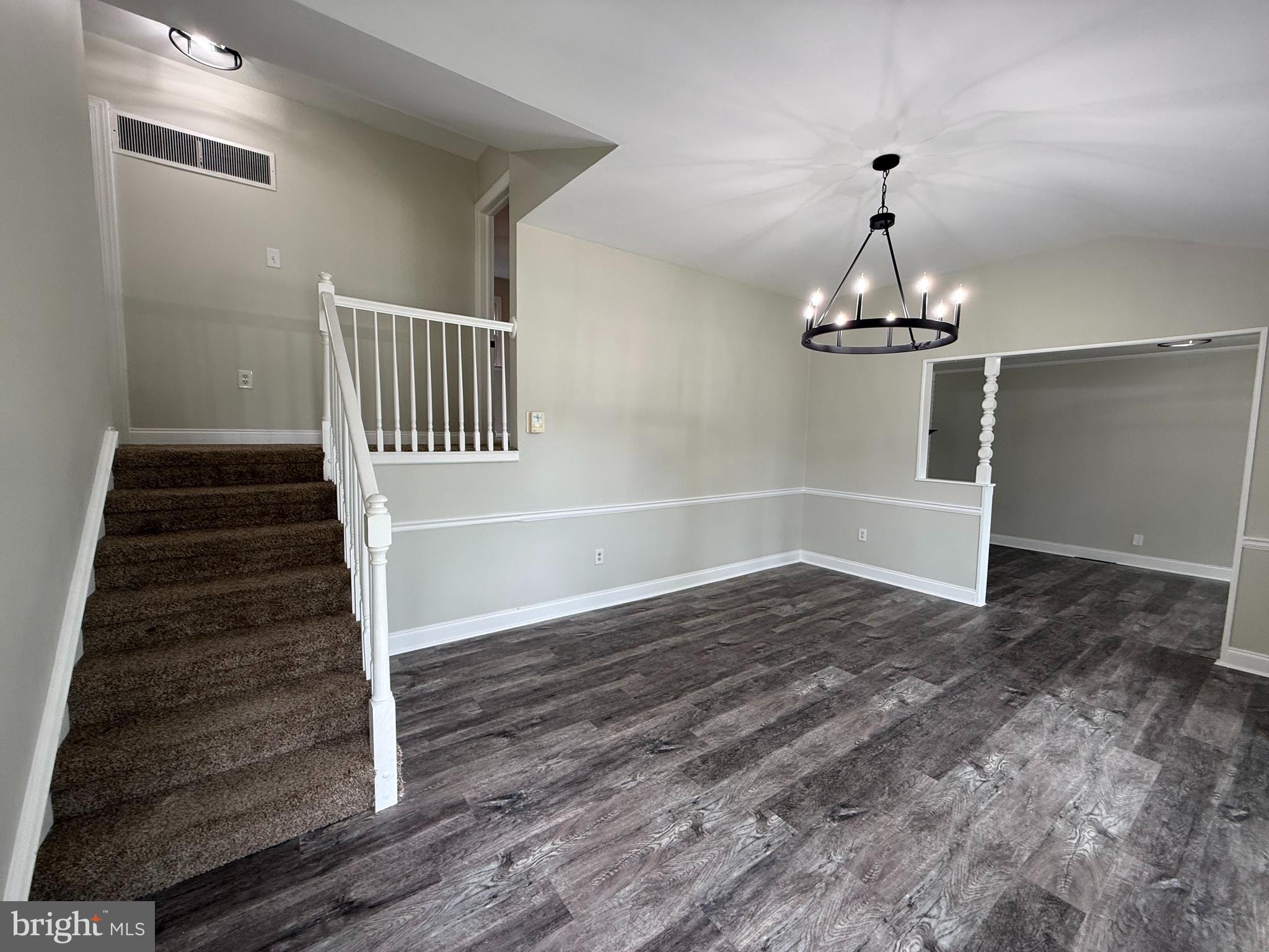 417 GREENVIEW ROAD