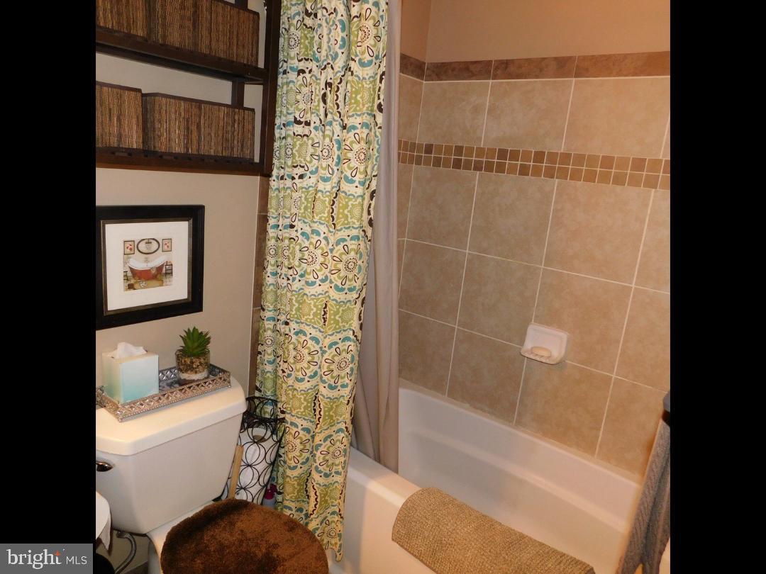 GLEN ORA - PLAT 9 - Residential