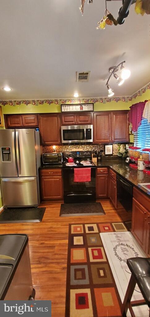 GLEN ORA - PLAT 9 - Residential