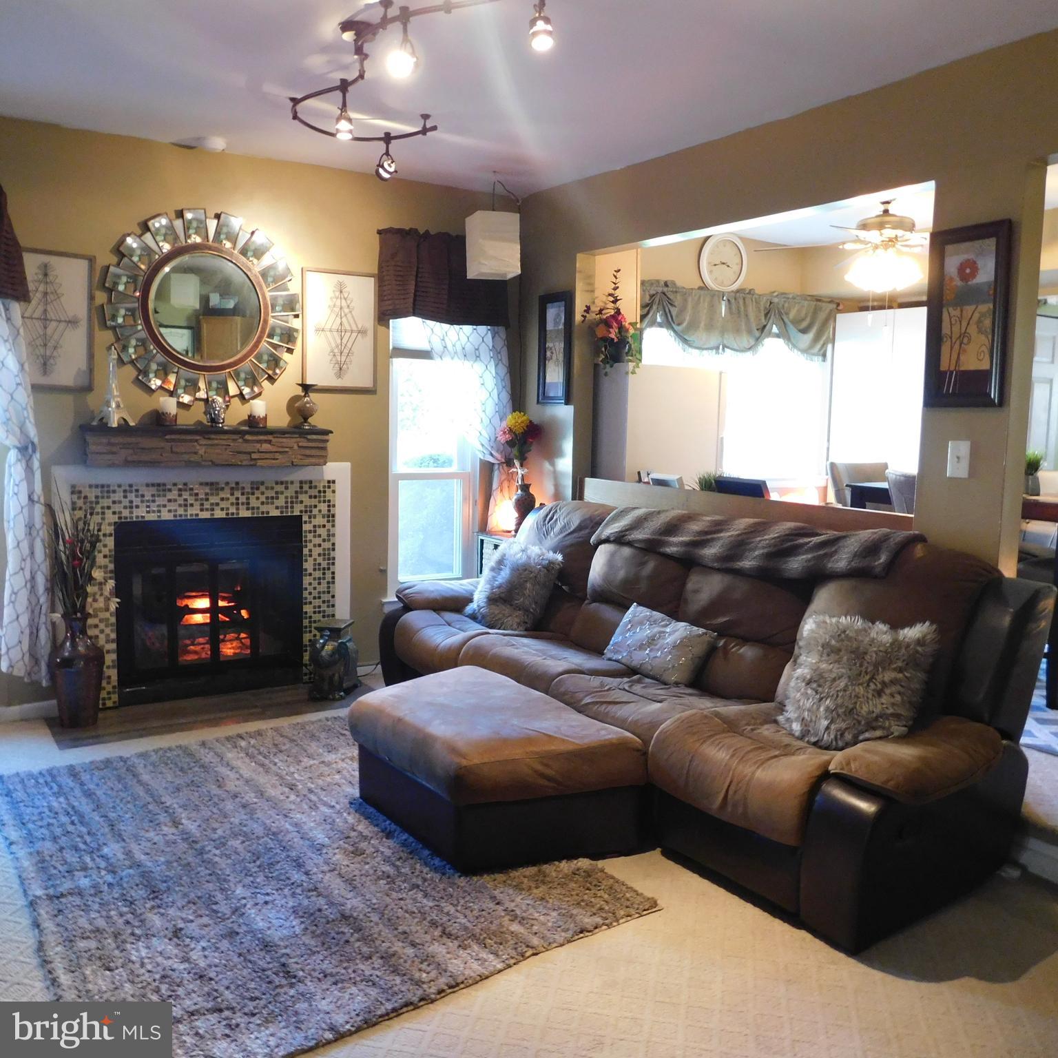 GLEN ORA - PLAT 9 - Residential