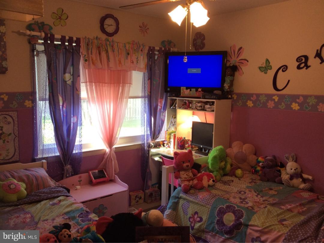 GLEN ORA - PLAT 9 - Residential