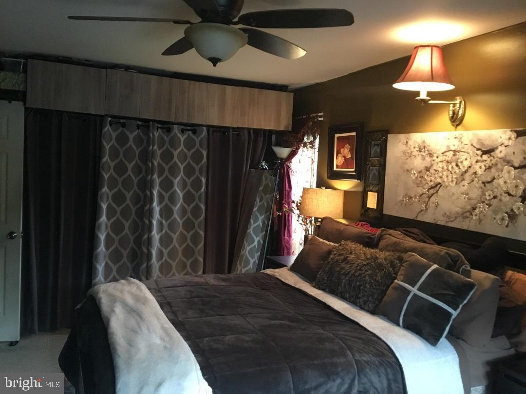 GLEN ORA - PLAT 9 - Residential