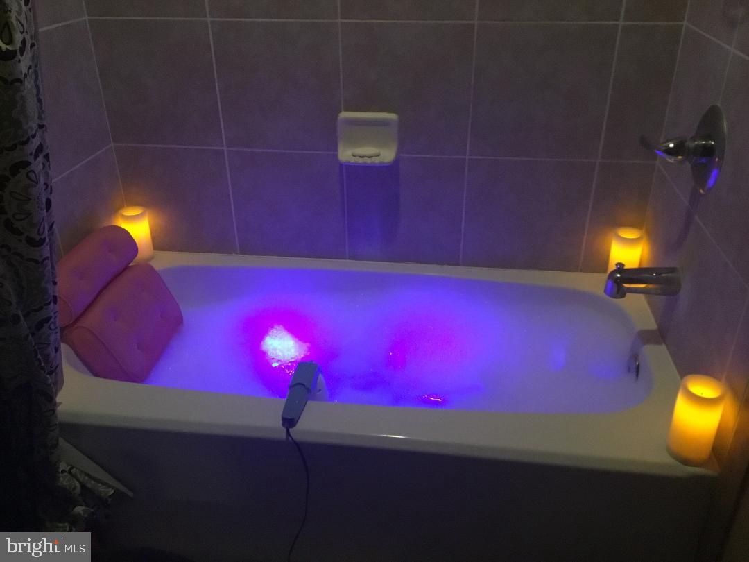 GLEN ORA - PLAT 9 - Residential