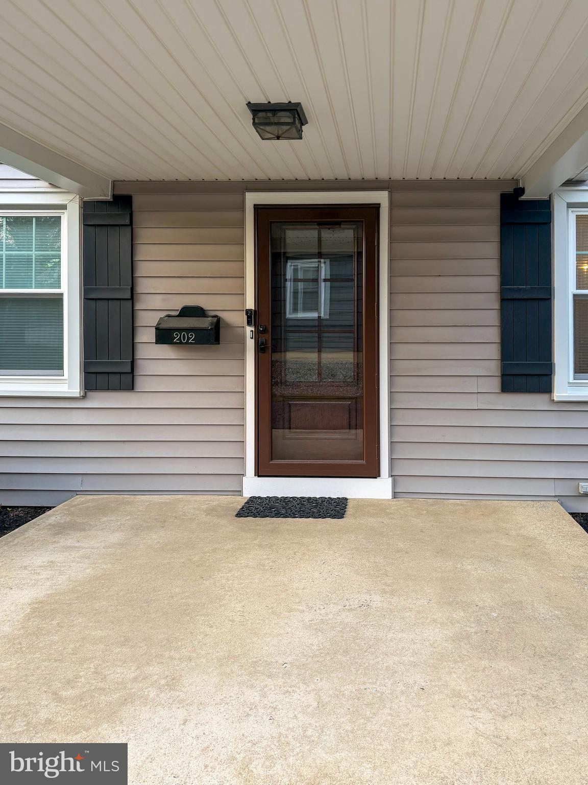 202 N DECATUR STREET