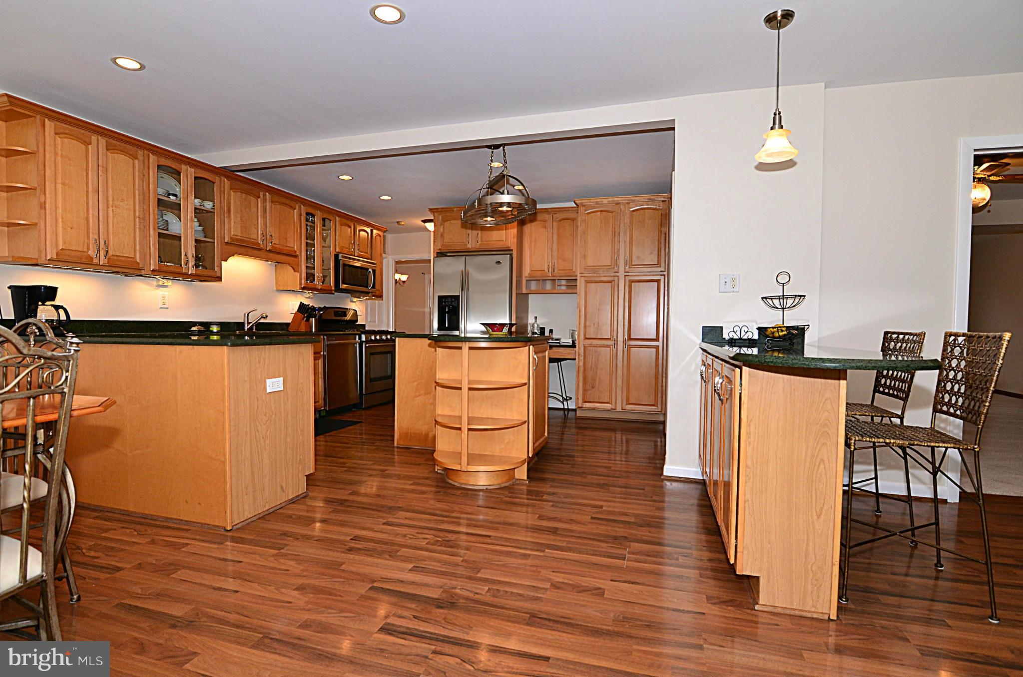 BROOKFIELD - Residential