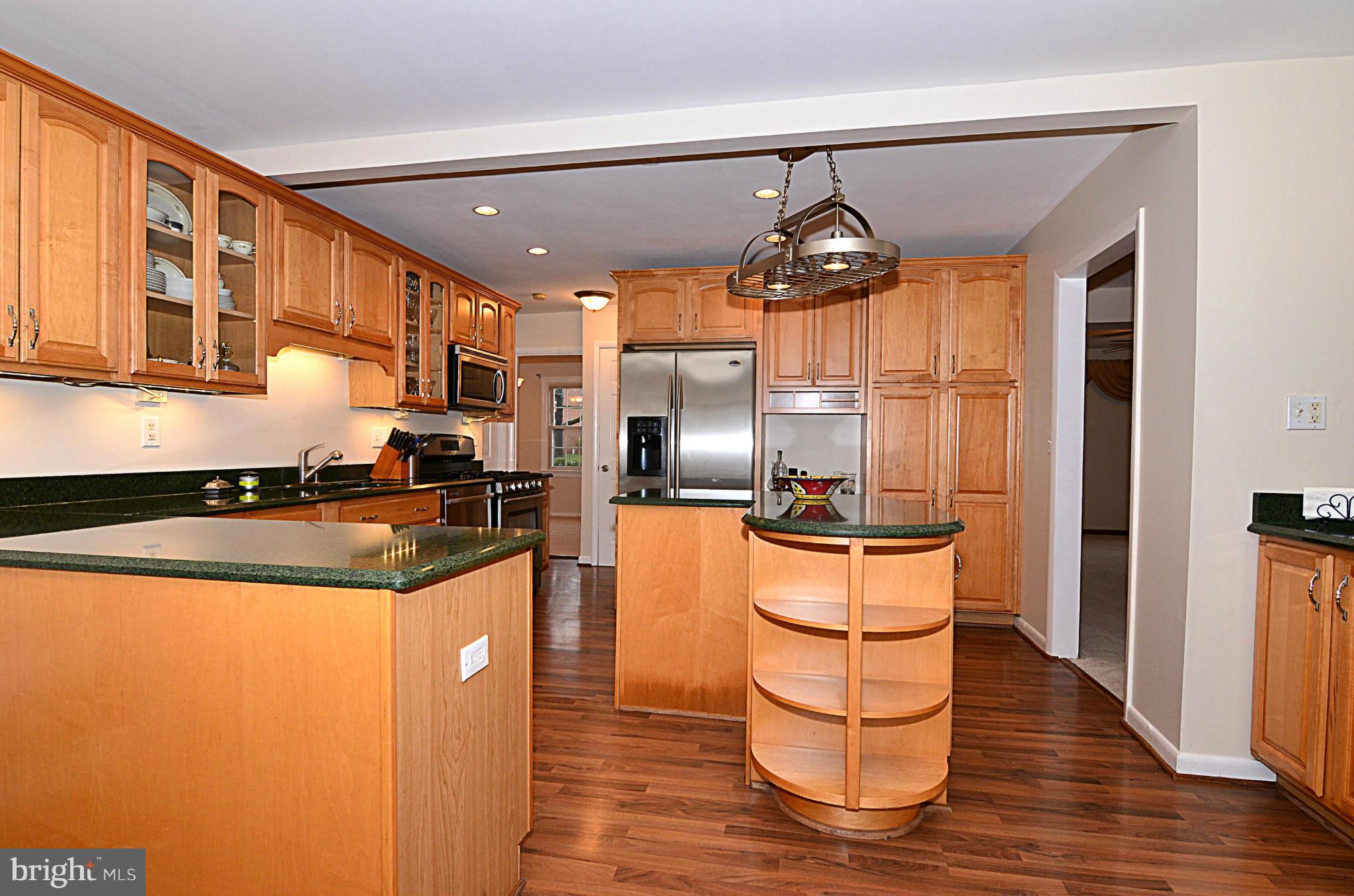 BROOKFIELD - Residential