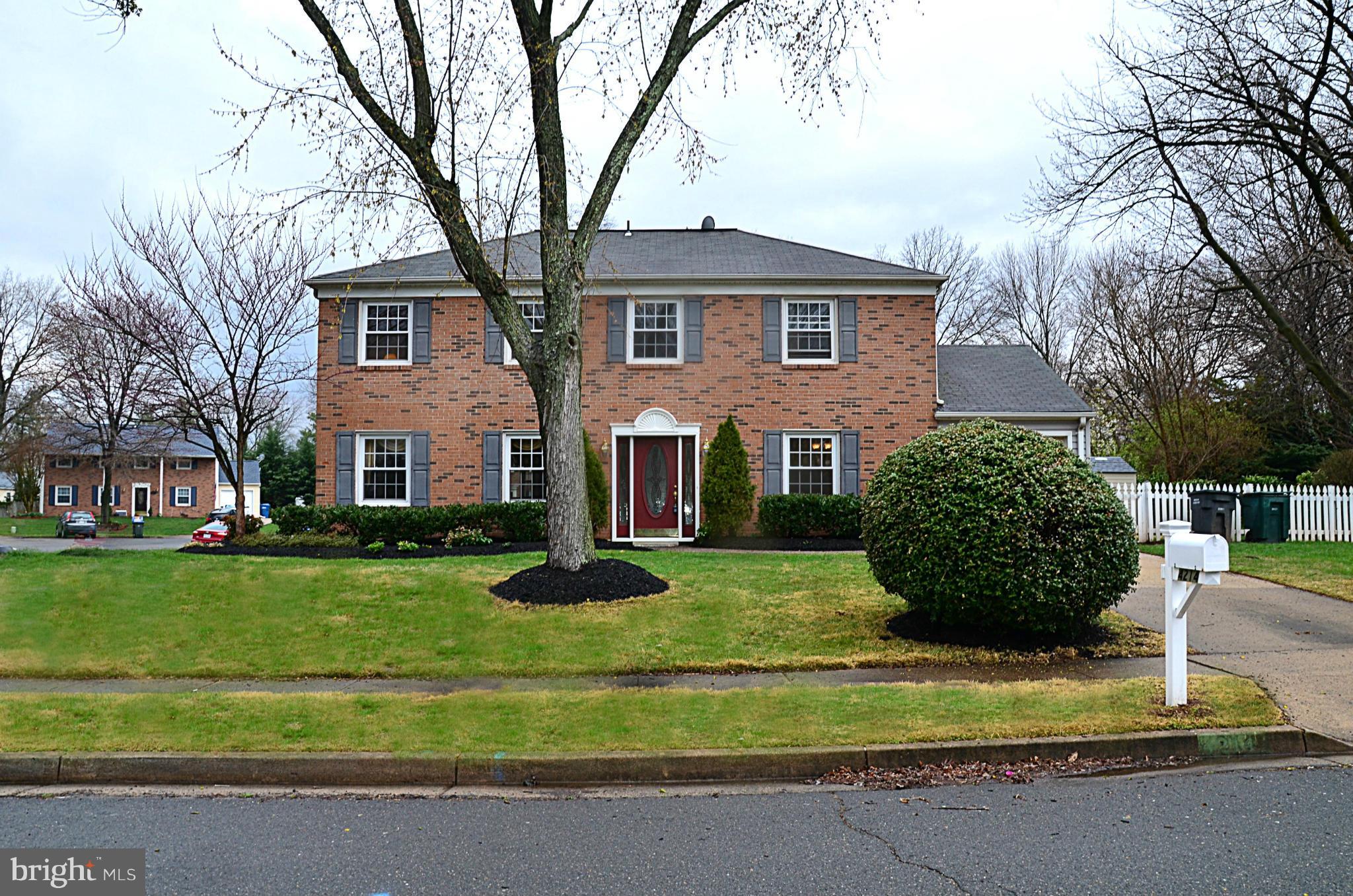 BROOKFIELD - Residential