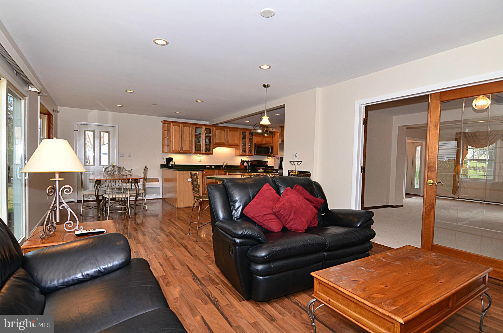 BROOKFIELD - Residential
