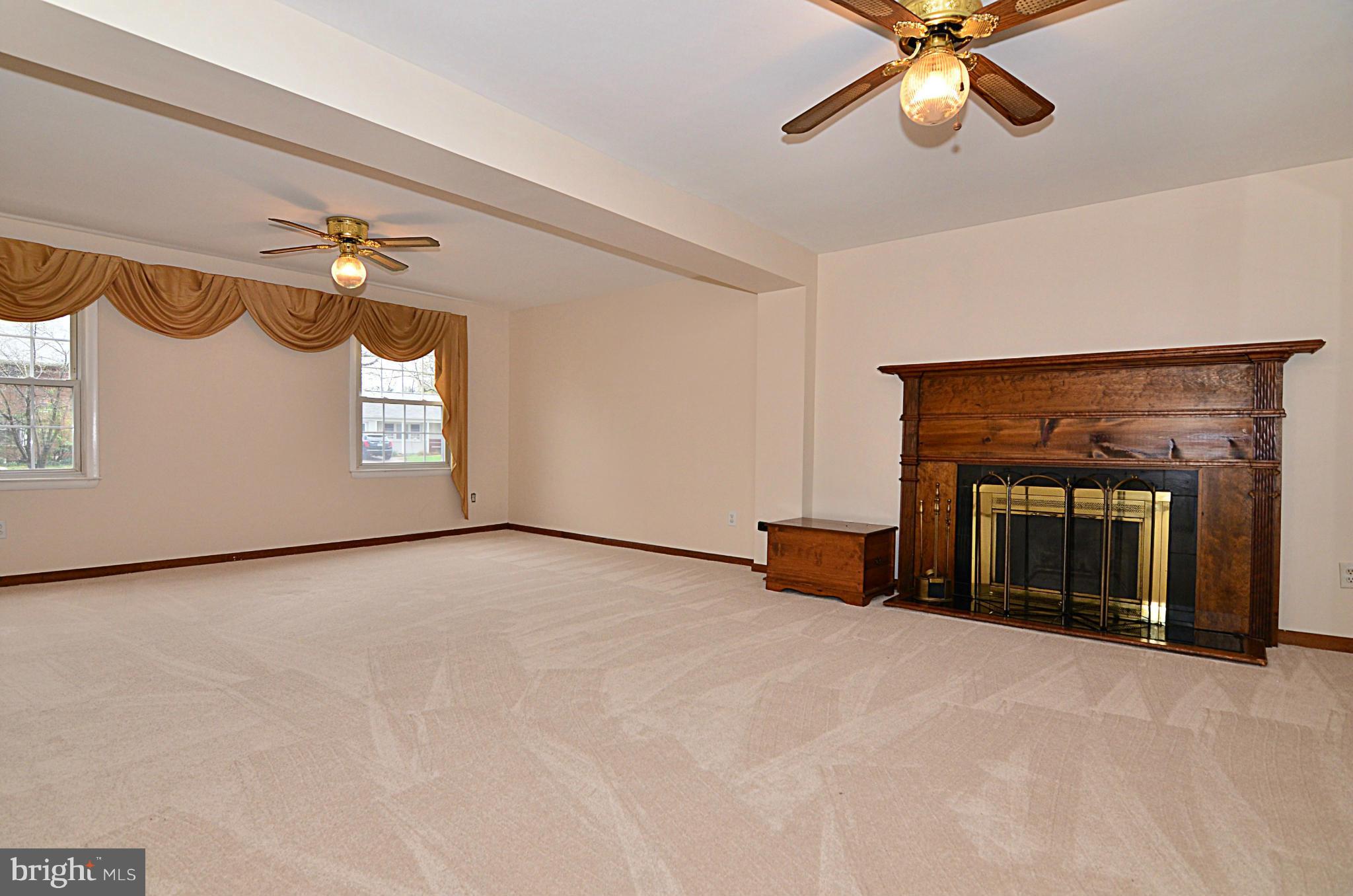 BROOKFIELD - Residential