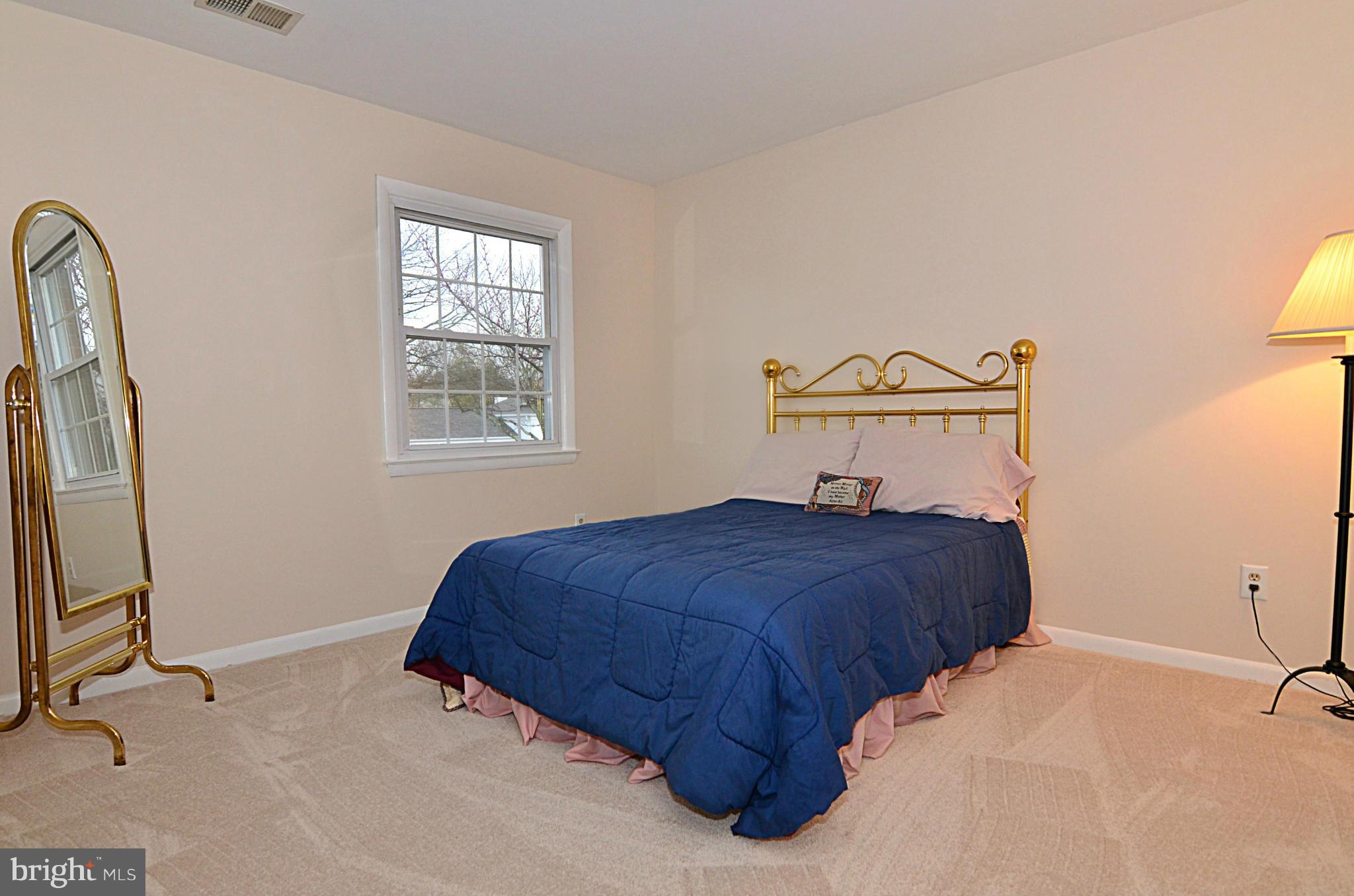 BROOKFIELD - Residential
