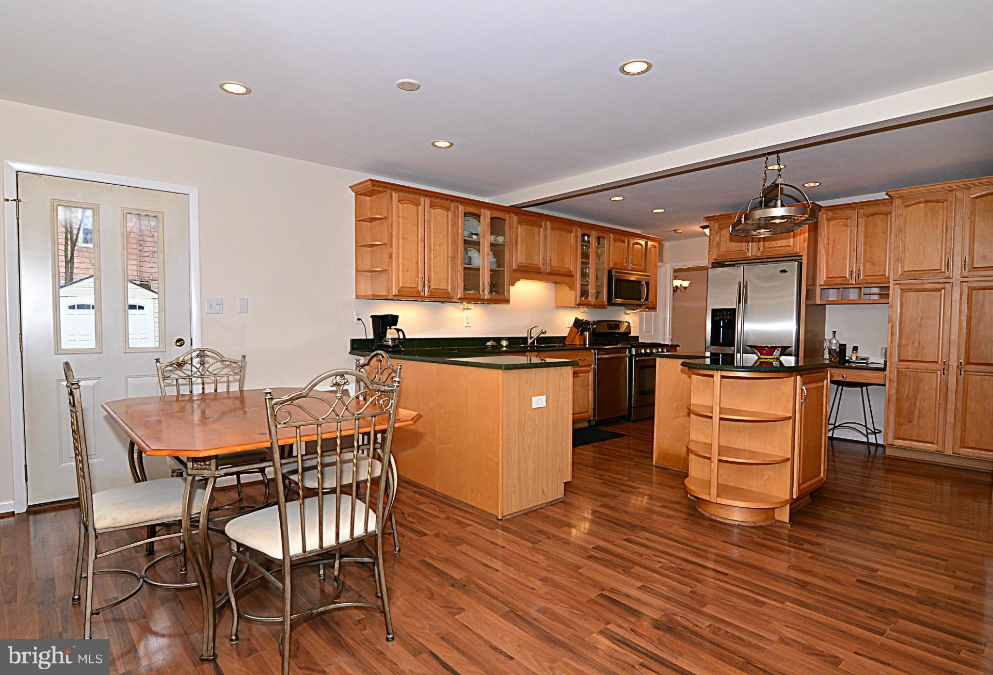 BROOKFIELD - Residential