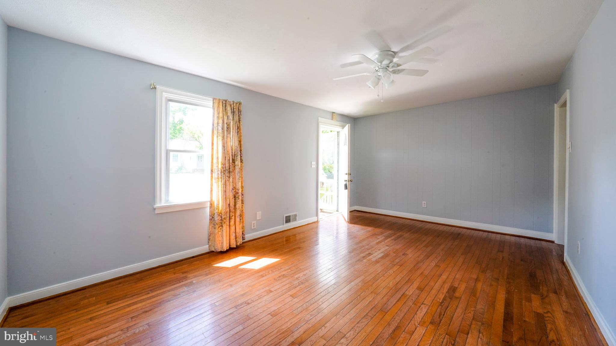 GLENMONT FOREST - Residential