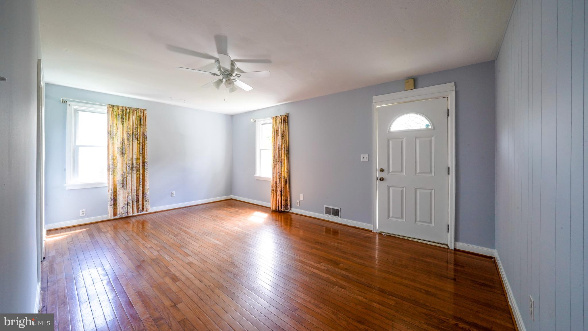 GLENMONT FOREST - Residential