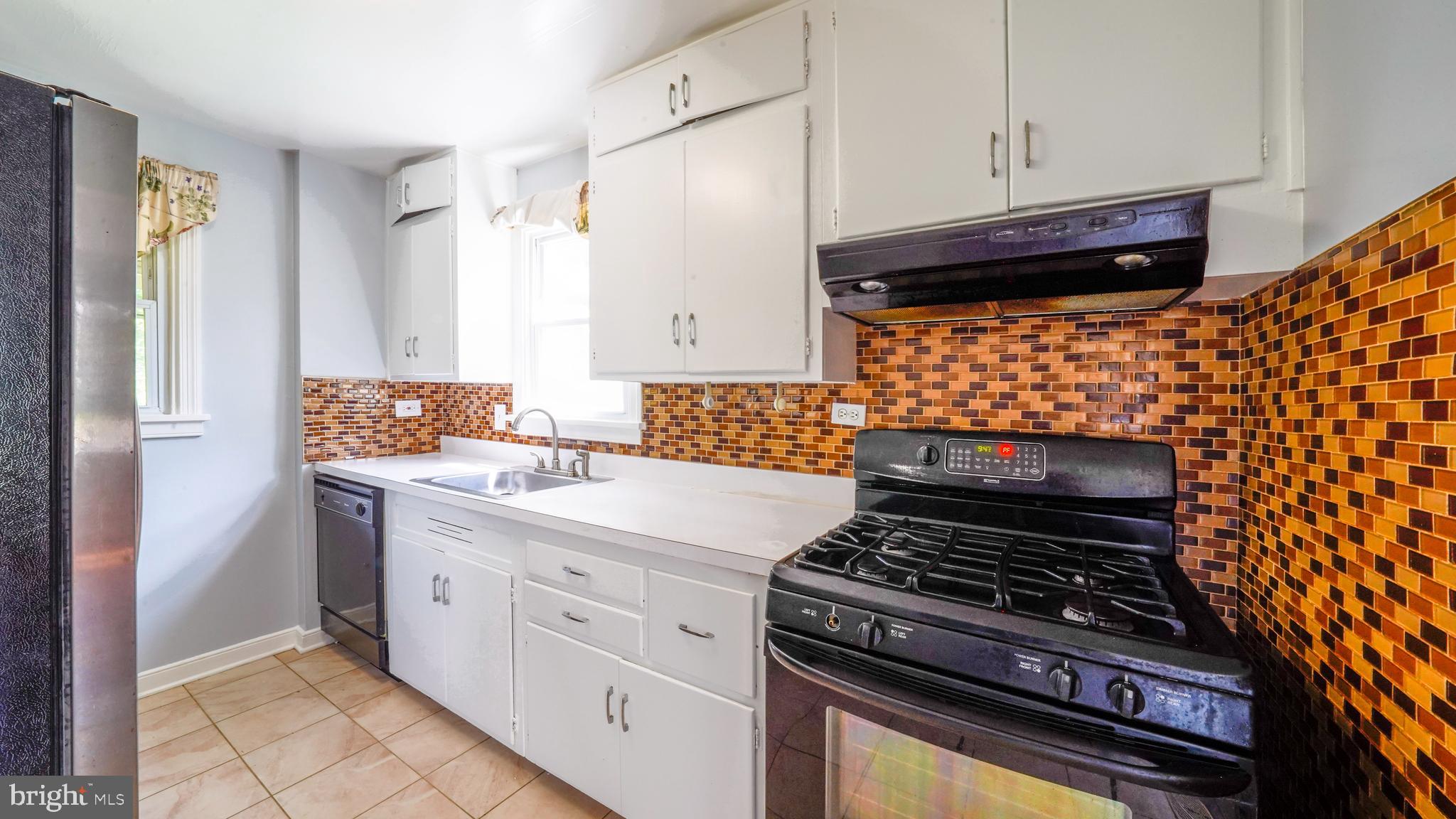 GLENMONT FOREST - Residential