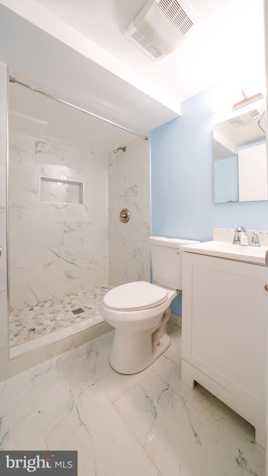 GLENMONT FOREST - Residential