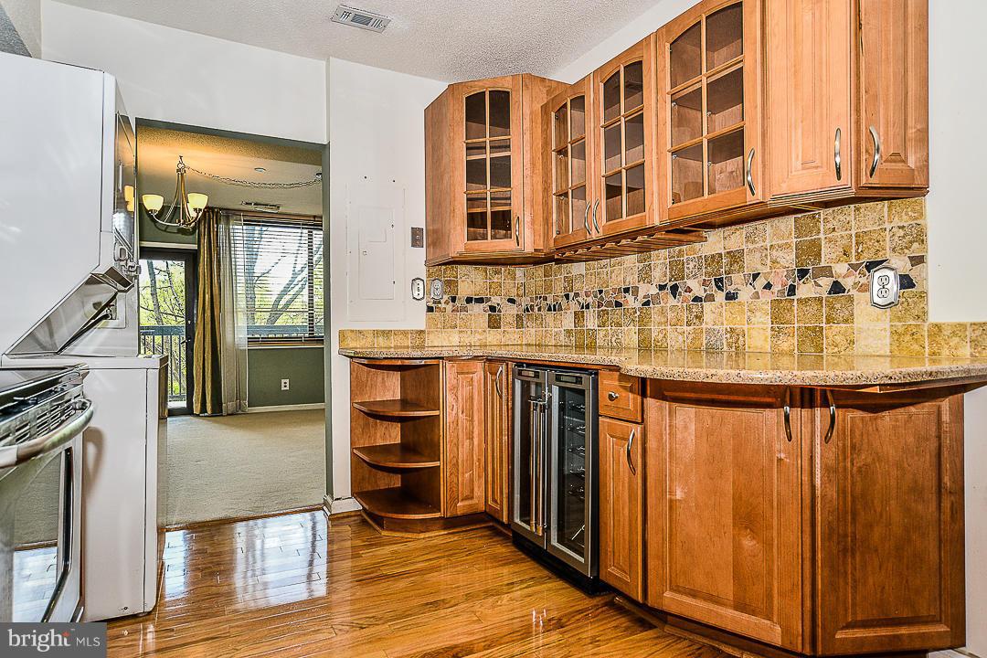 SKYLINE HOUSE - Residential