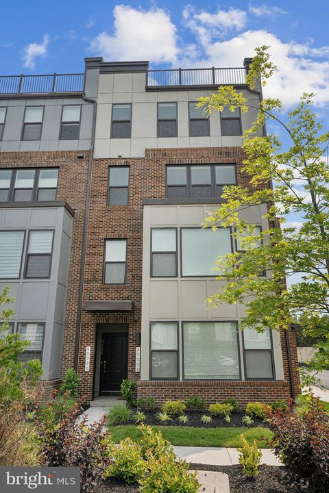 43730 TRANSIT SQUARE ASHBURN VA 20147