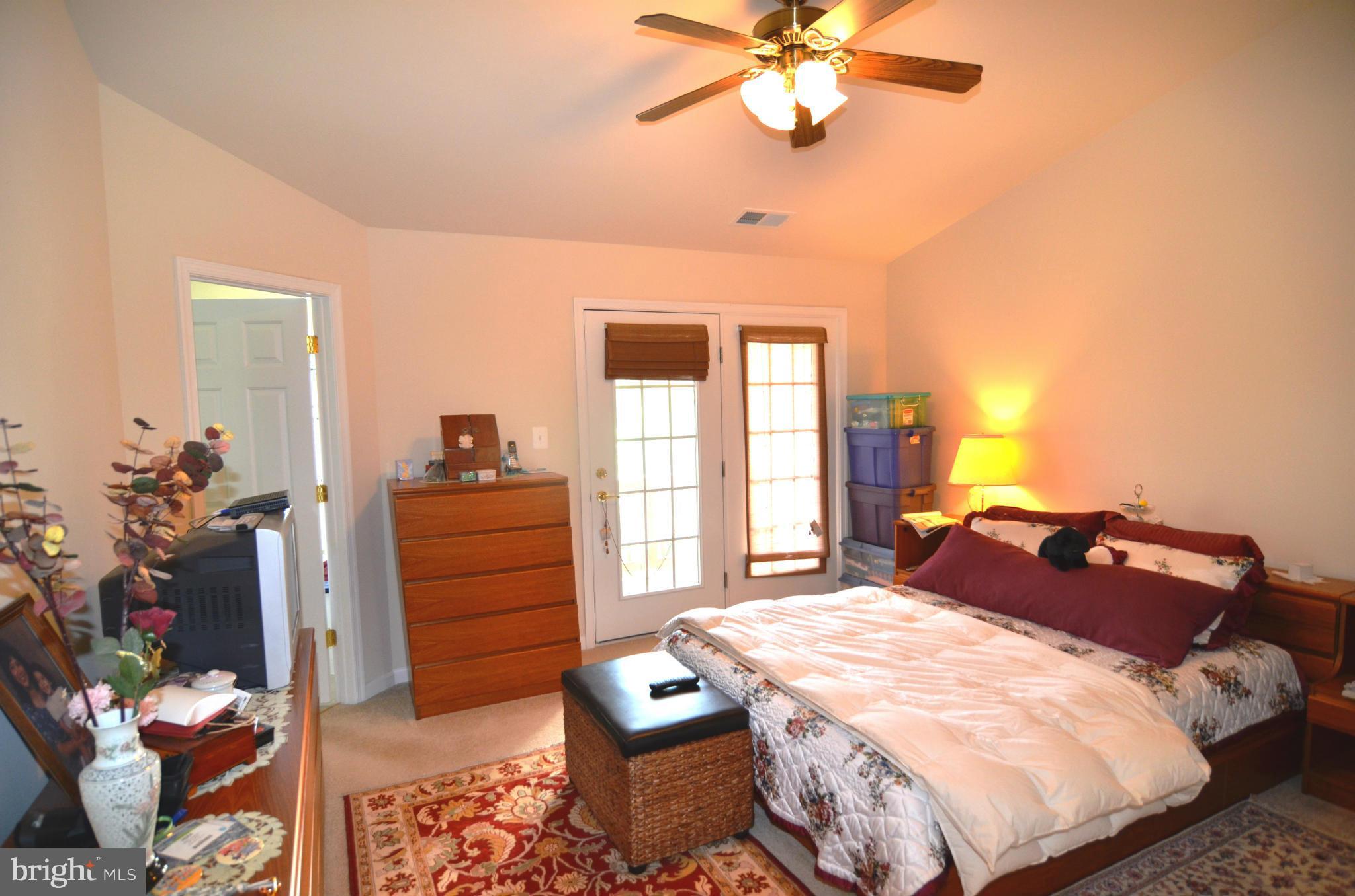 ST CHARLES SUB - SHEFFIELD - Residential Lease