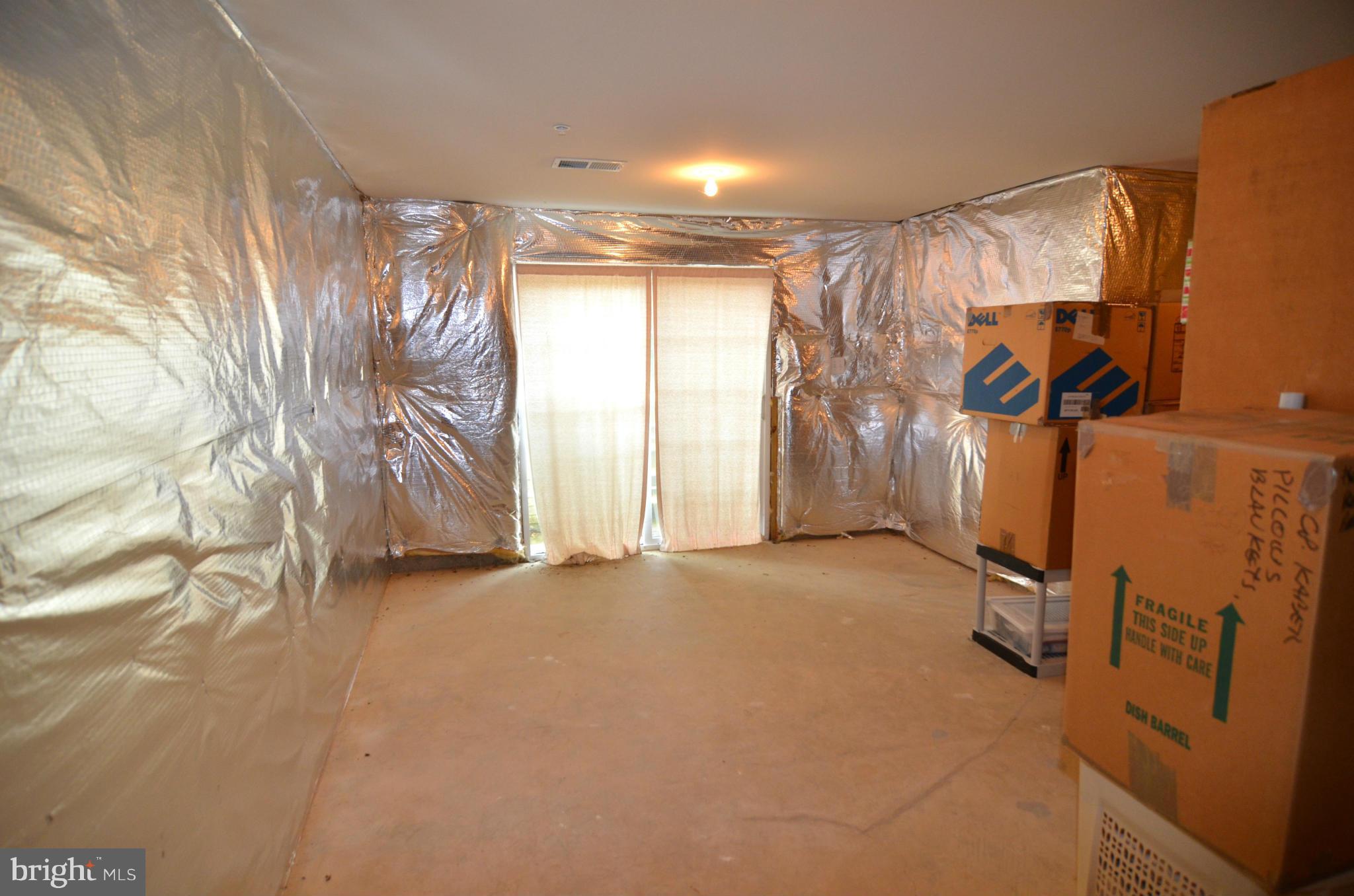 ST CHARLES SUB - SHEFFIELD - Residential Lease