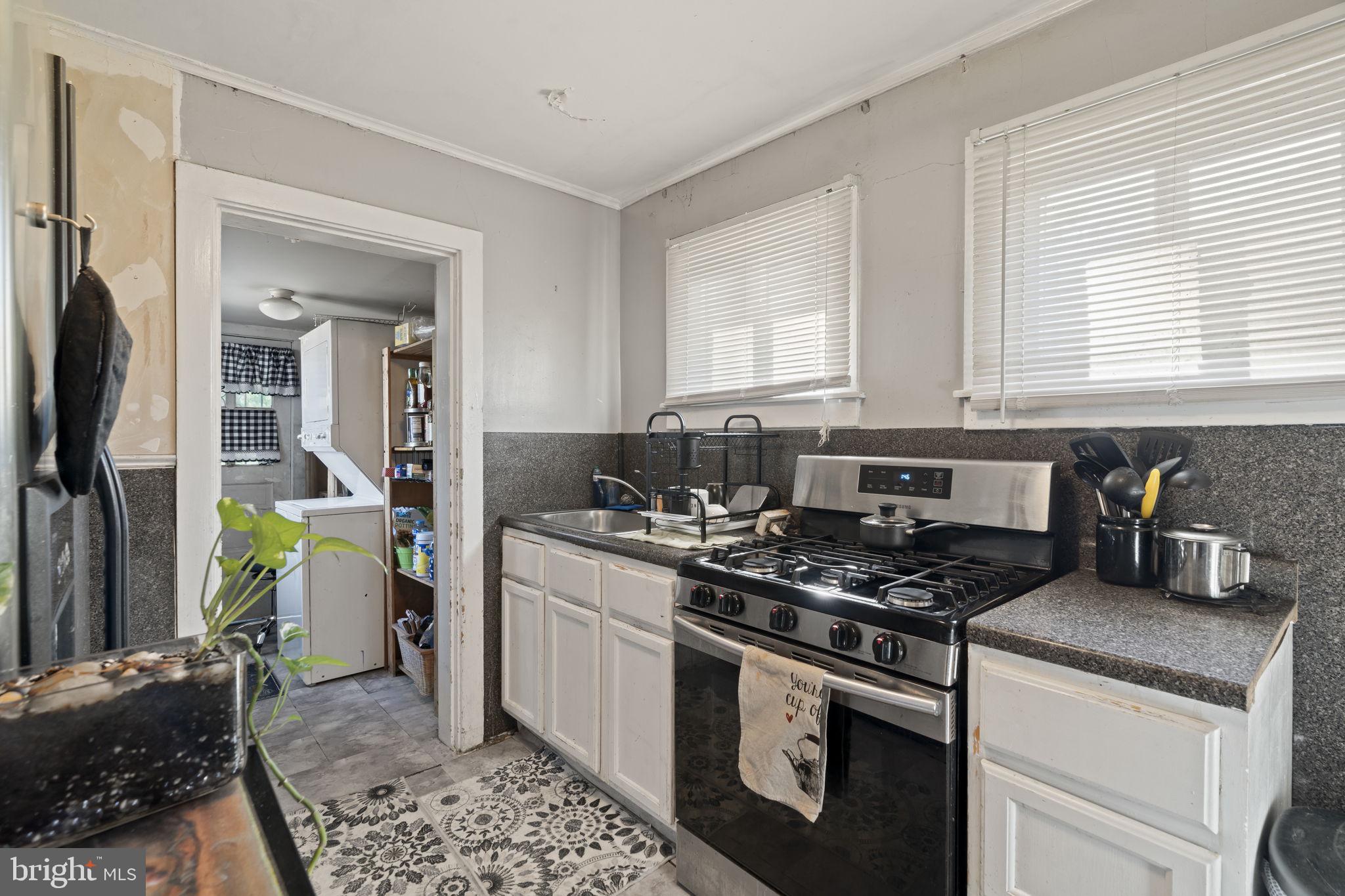 YEADON - Residential