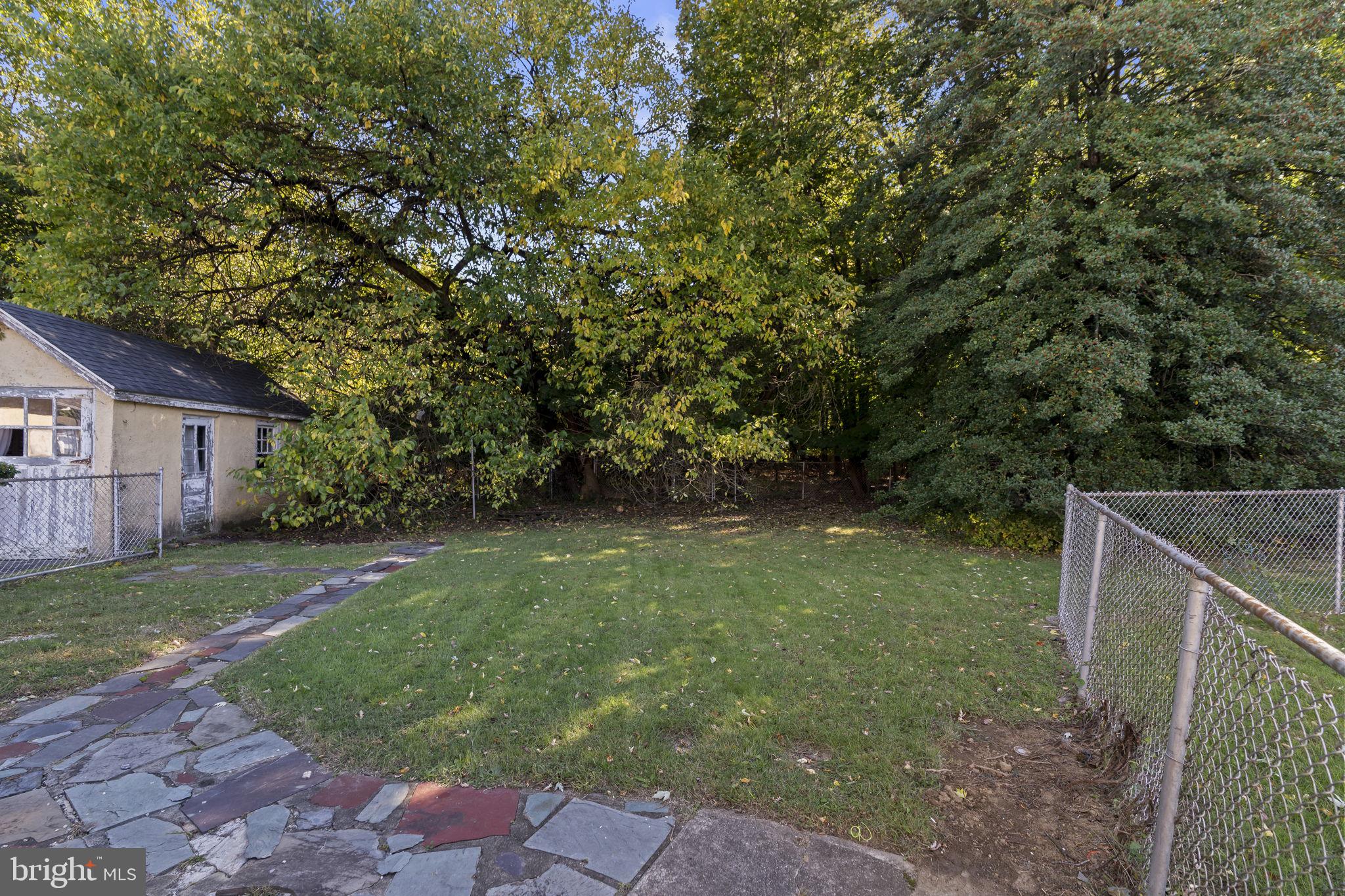 YEADON - Residential