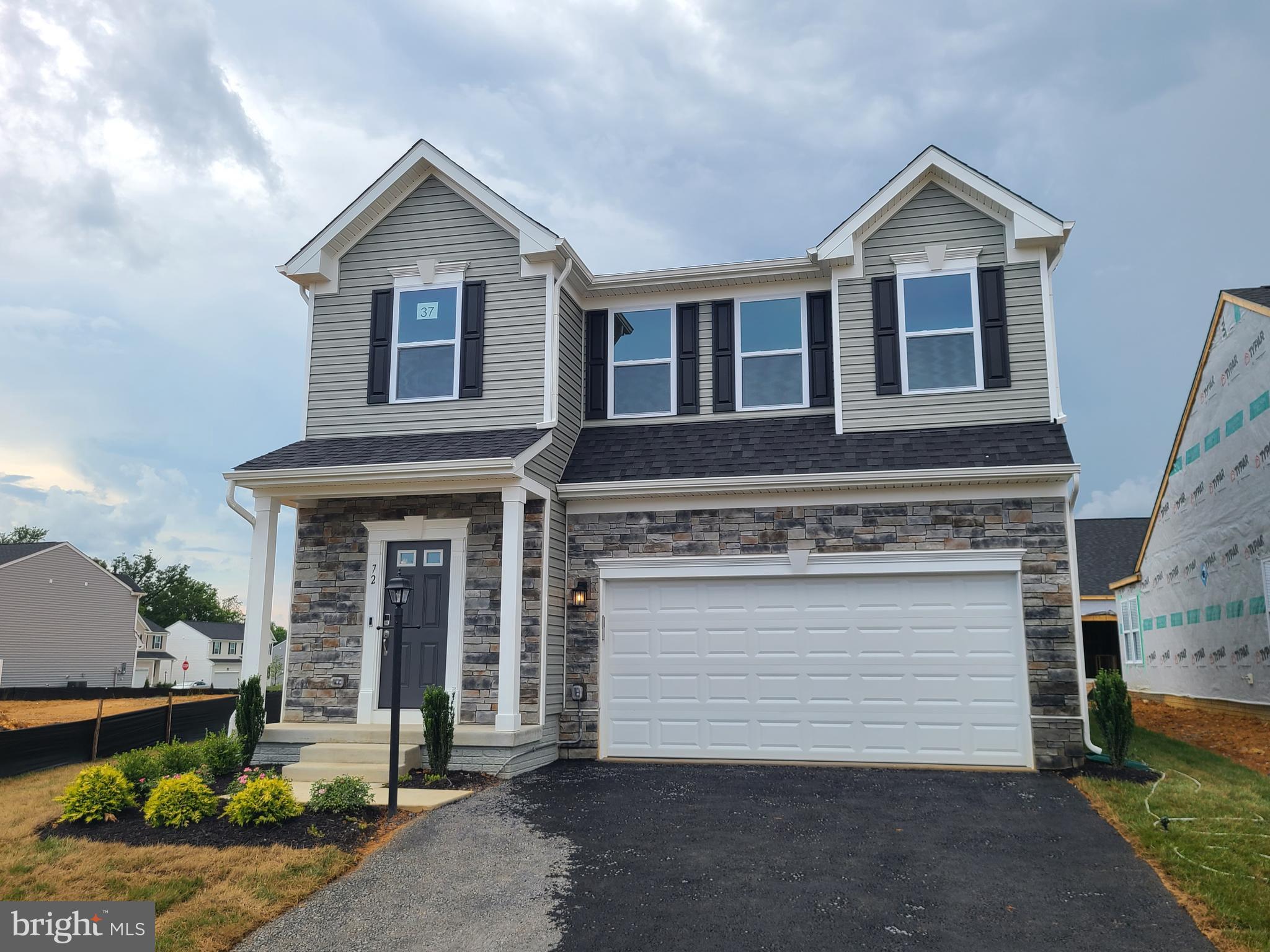 HUNTWELL WEST - Residential