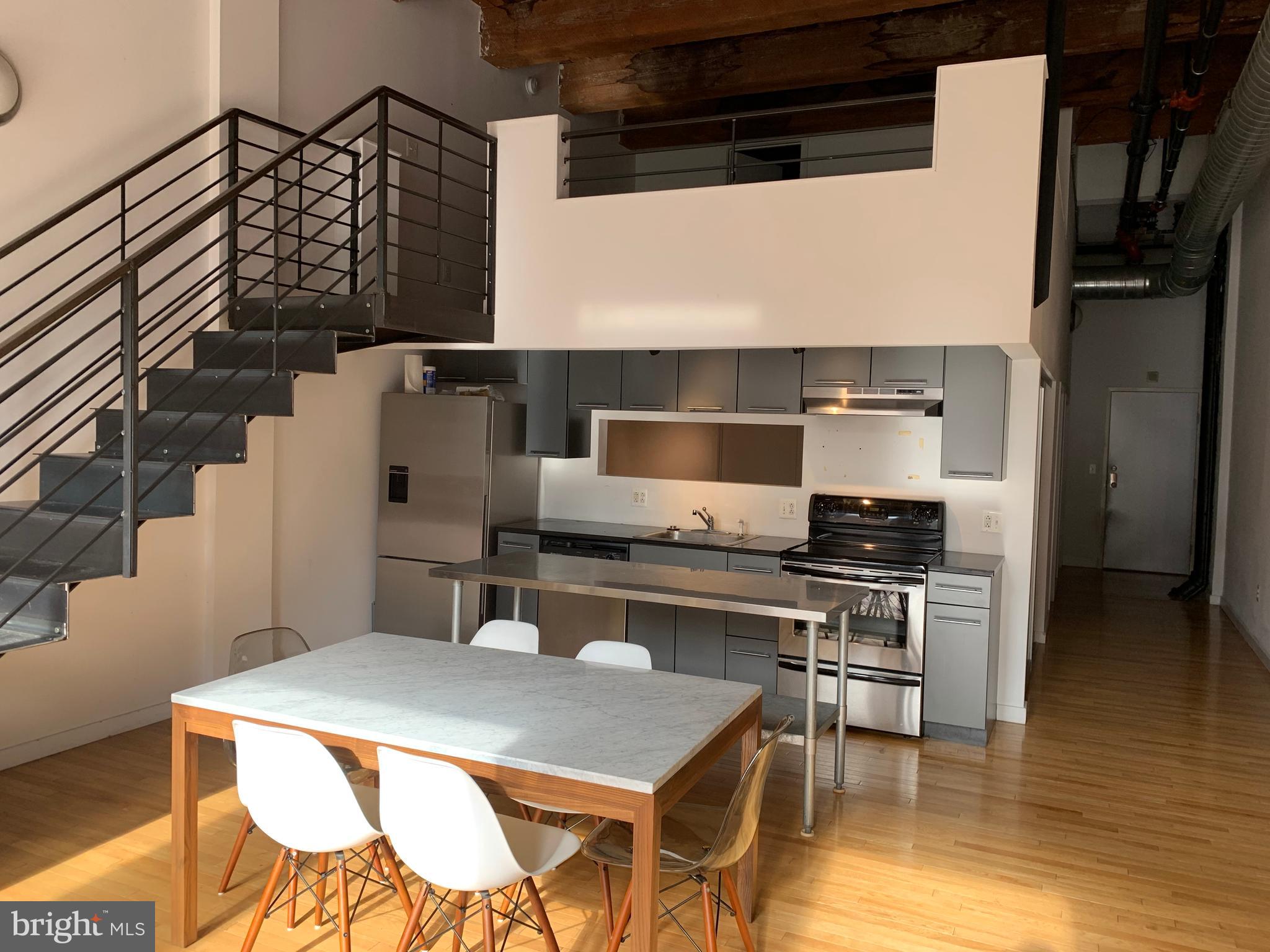 1027 ARCH STREET 31 303