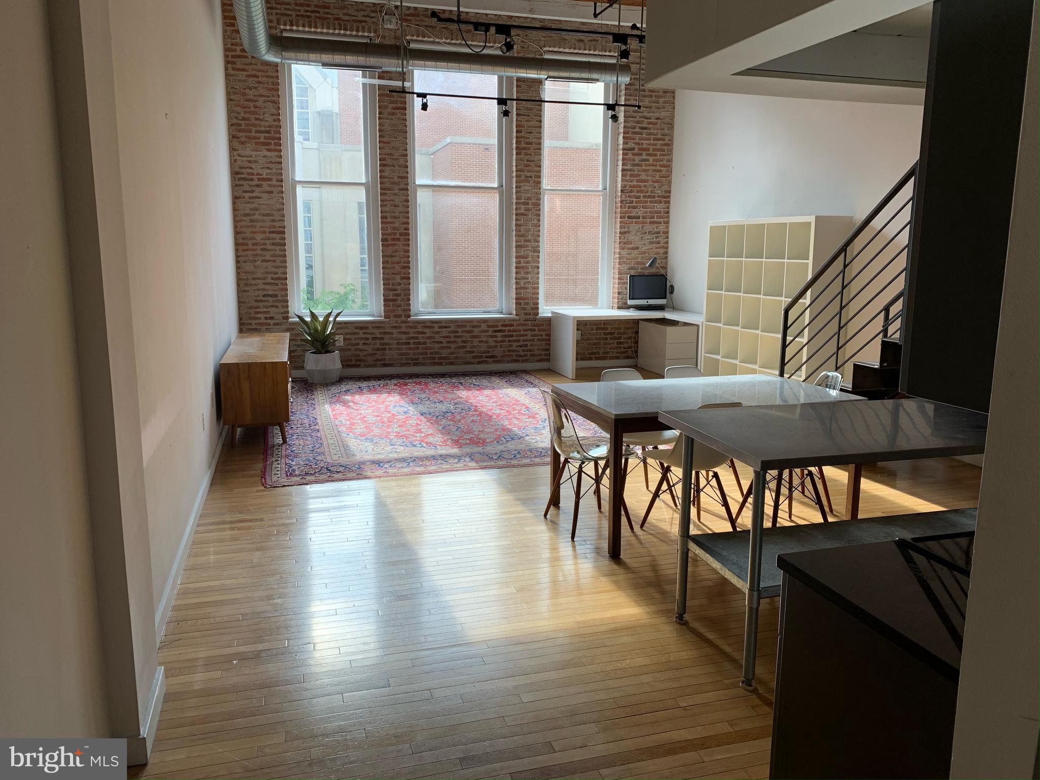 1027 ARCH STREET 31 303