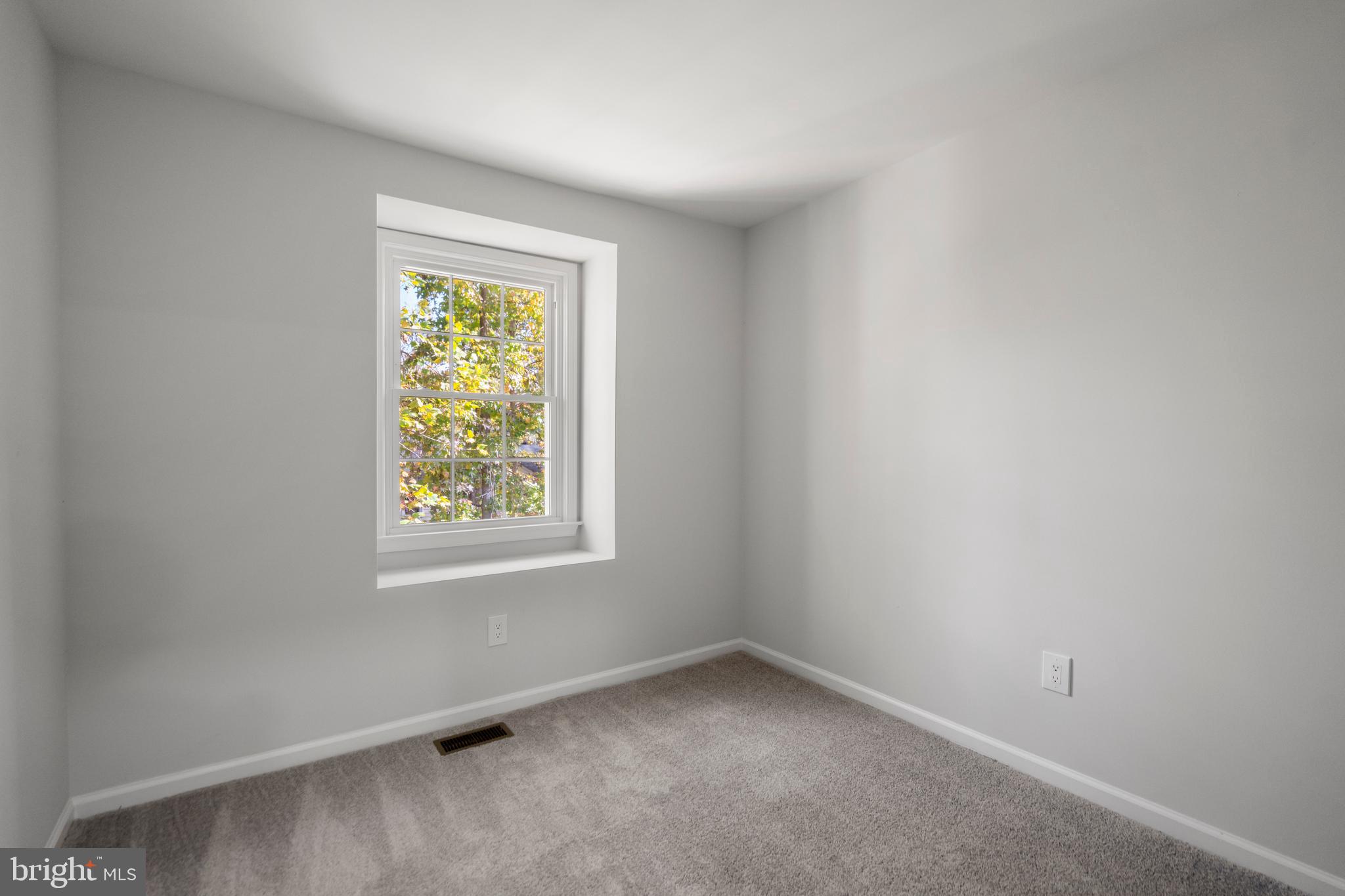 OLD MILL COMMUNITY - Residential