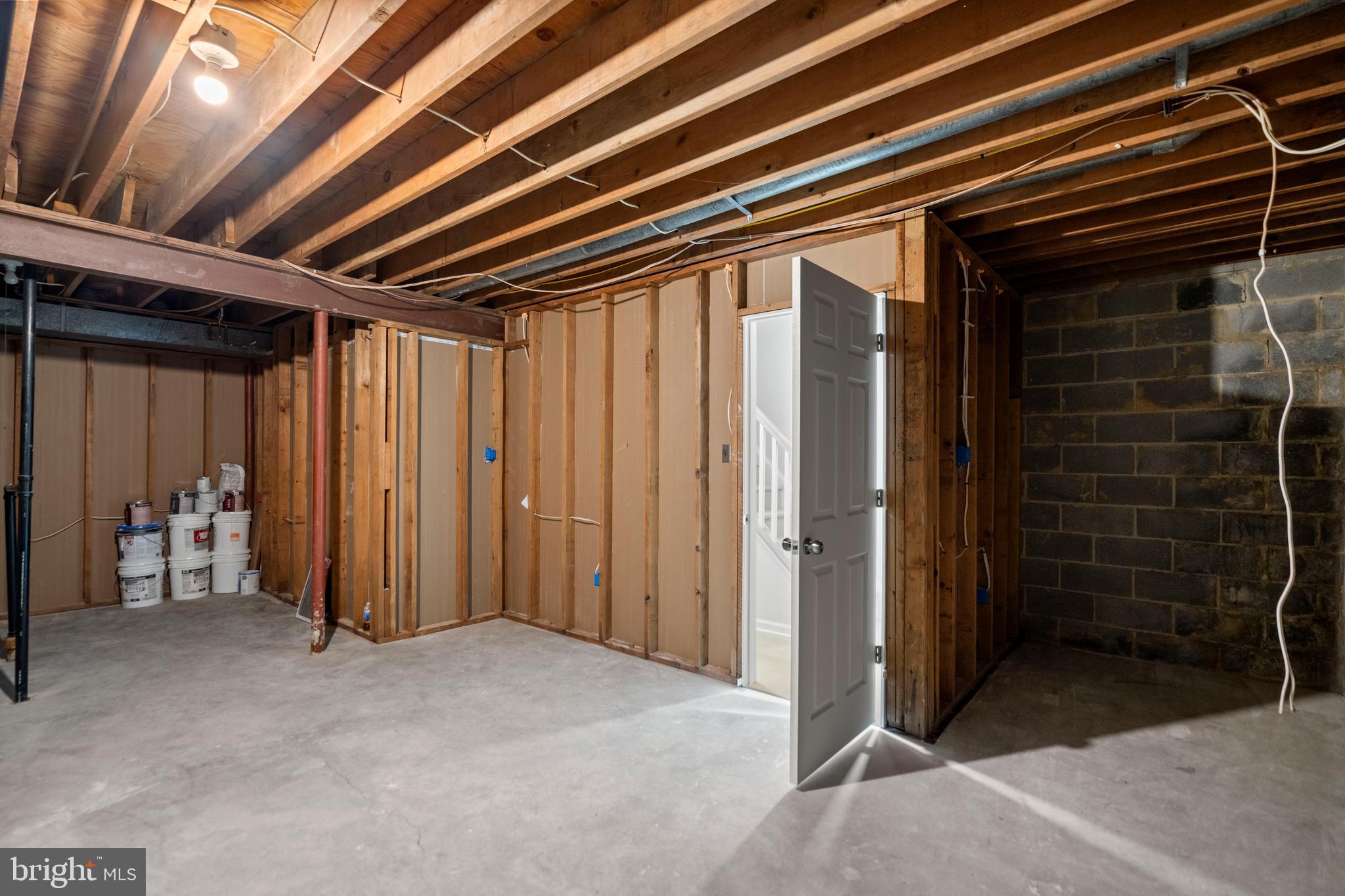 OLD MILL COMMUNITY - Residential