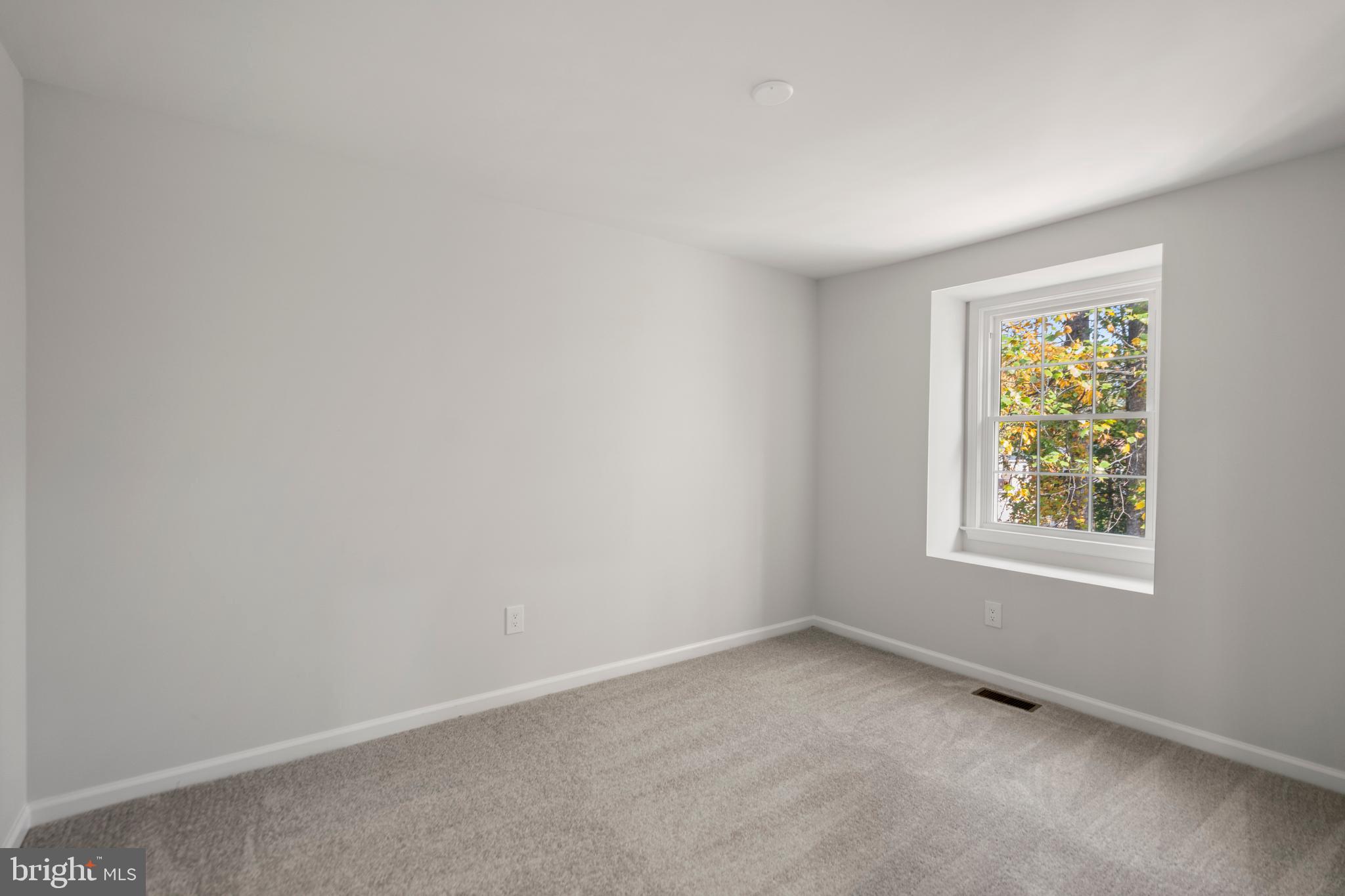 OLD MILL COMMUNITY - Residential