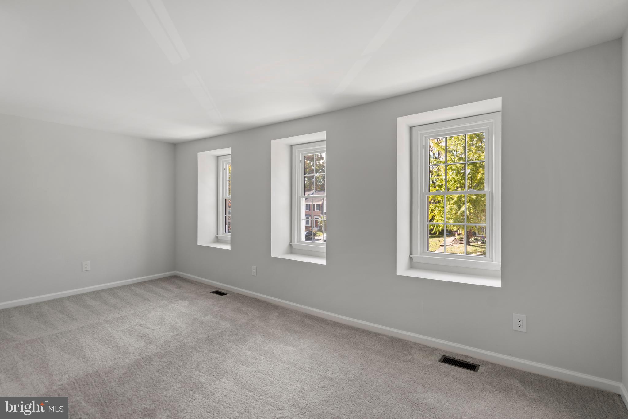 OLD MILL COMMUNITY - Residential