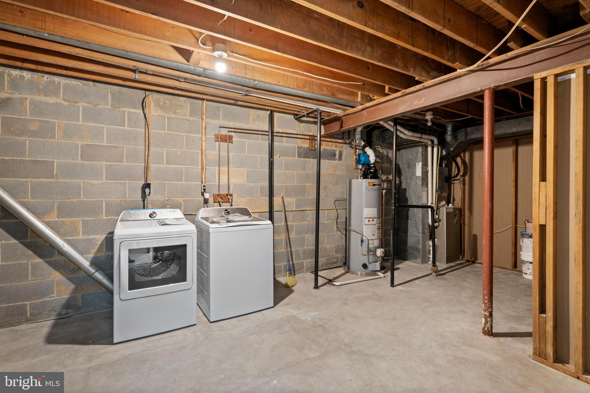 OLD MILL COMMUNITY - Residential