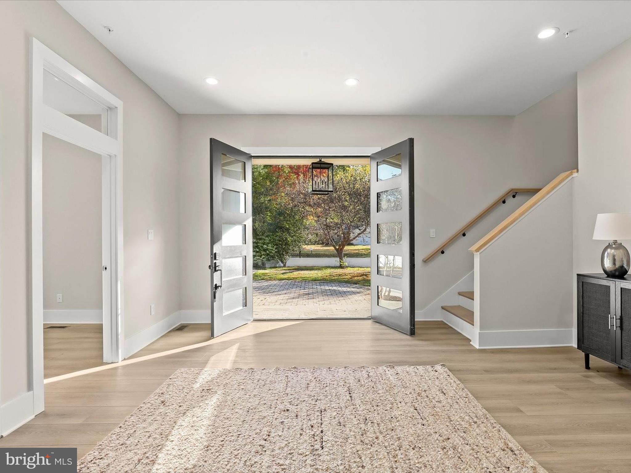 4880 MANOR LANE