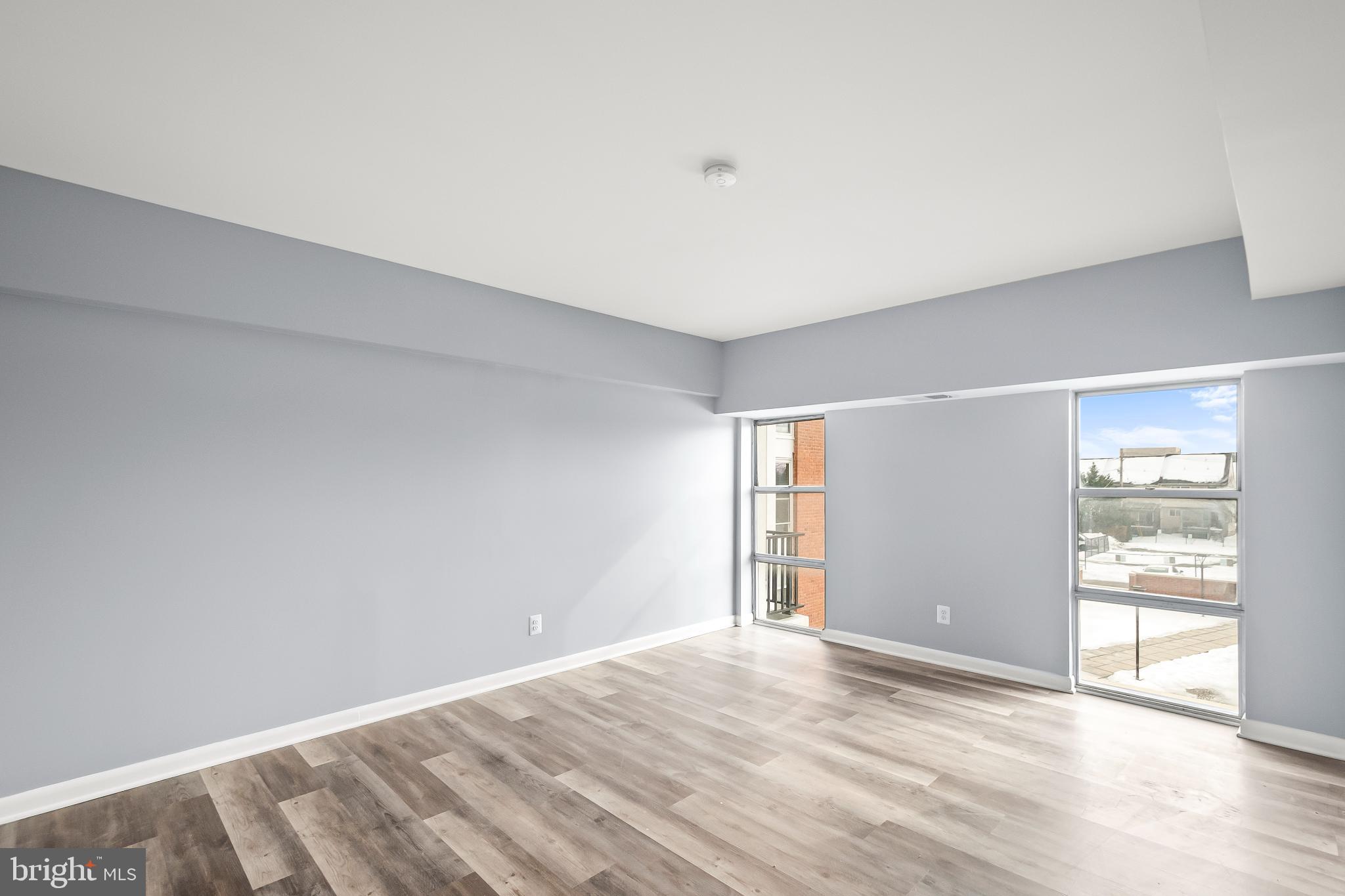 ARLINGTON - Residential