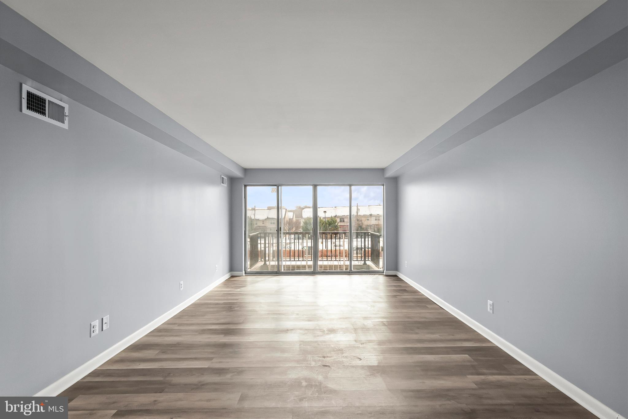 ARLINGTON - Residential