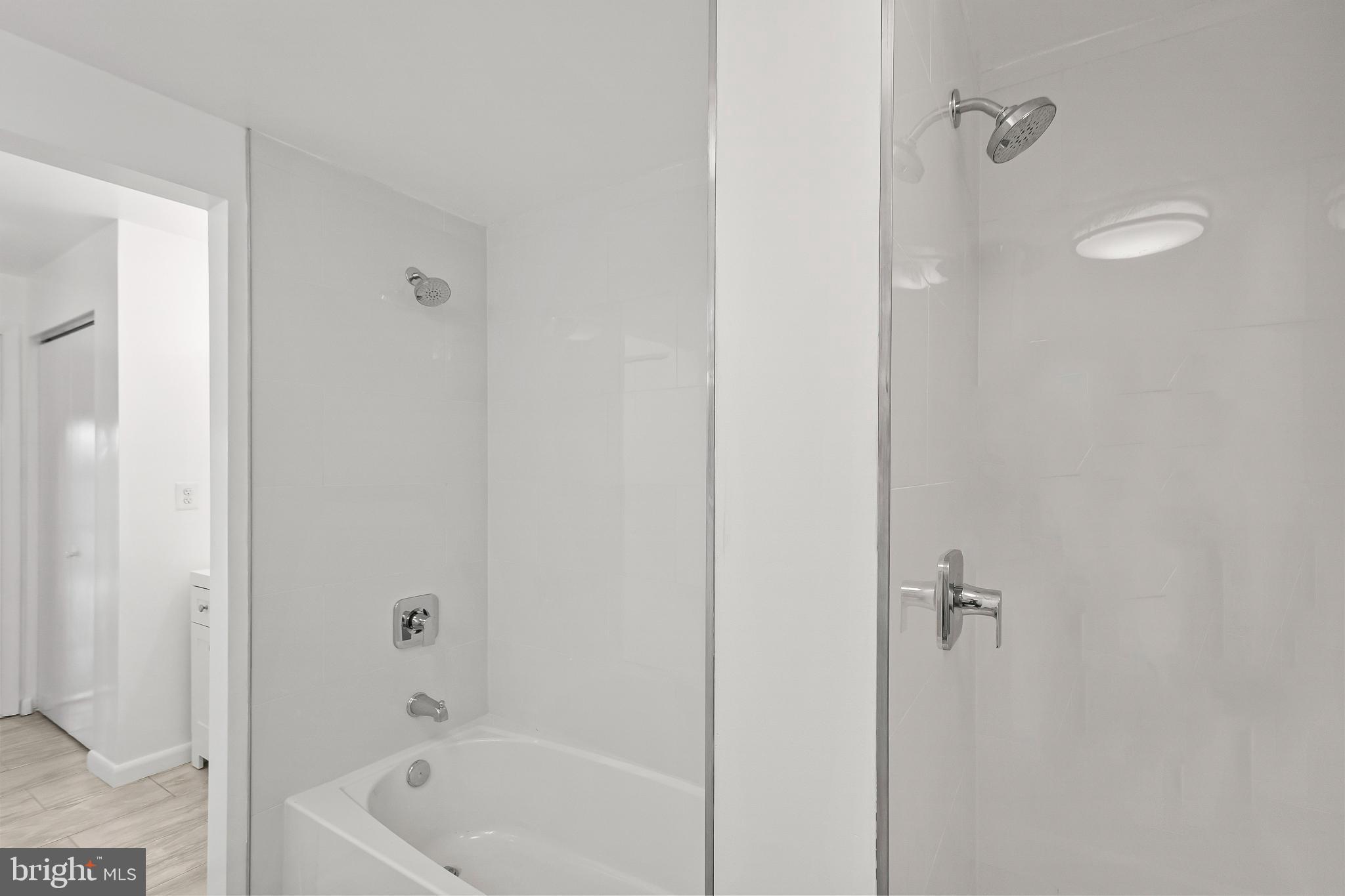 ARLINGTON - Residential