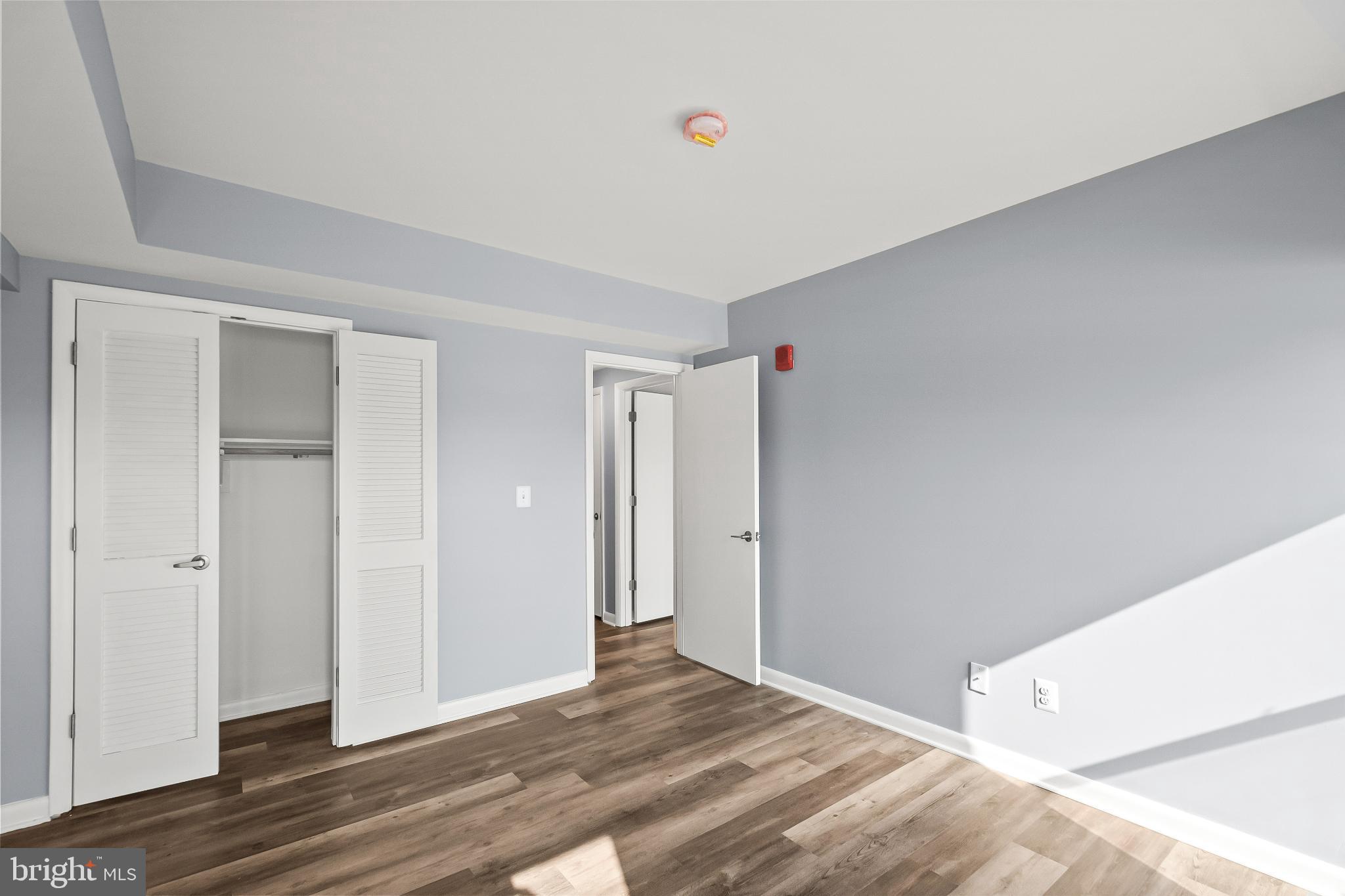 ARLINGTON - Residential