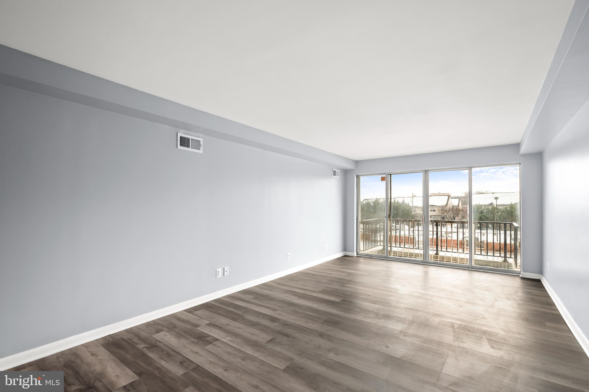 ARLINGTON - Residential