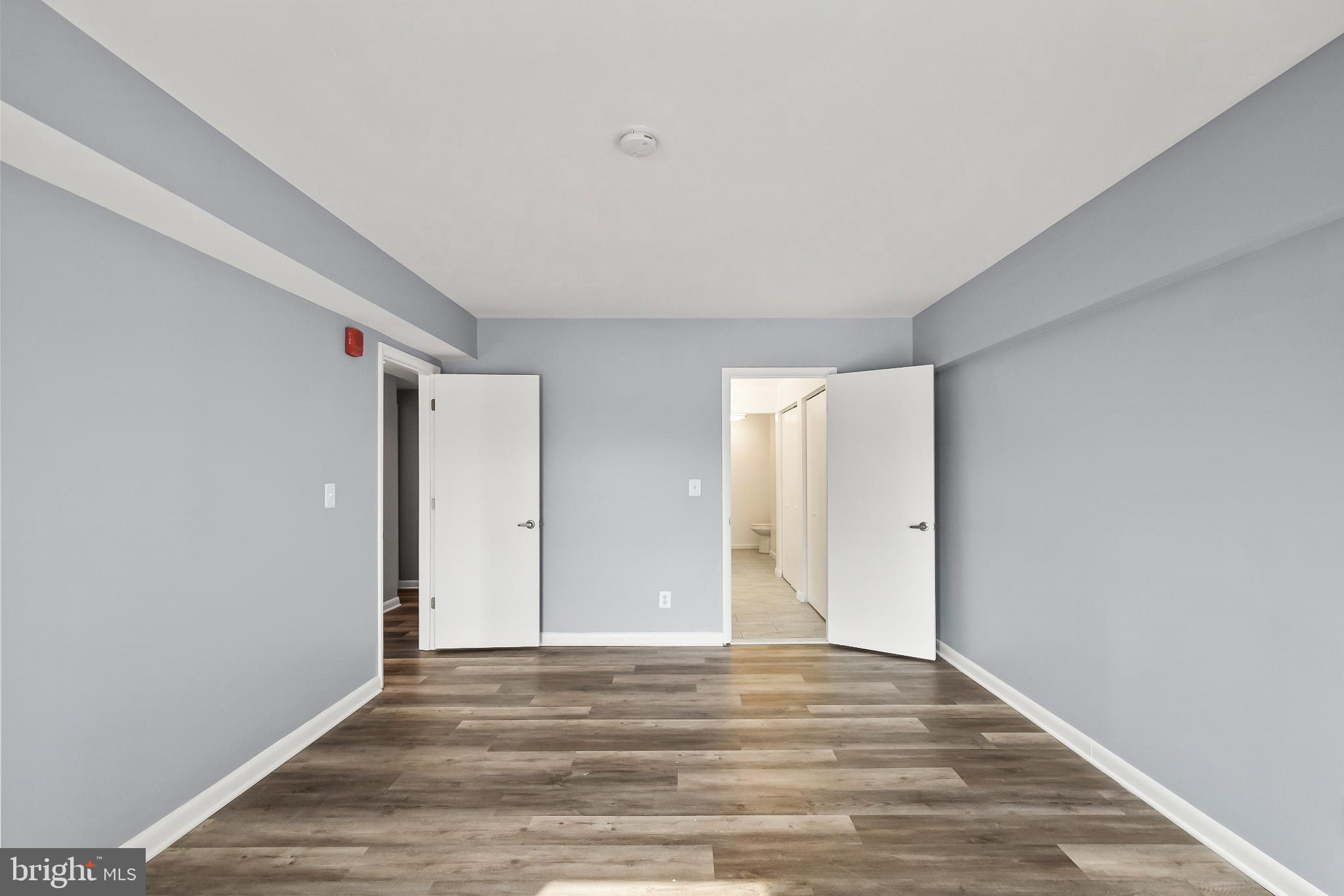 ARLINGTON - Residential