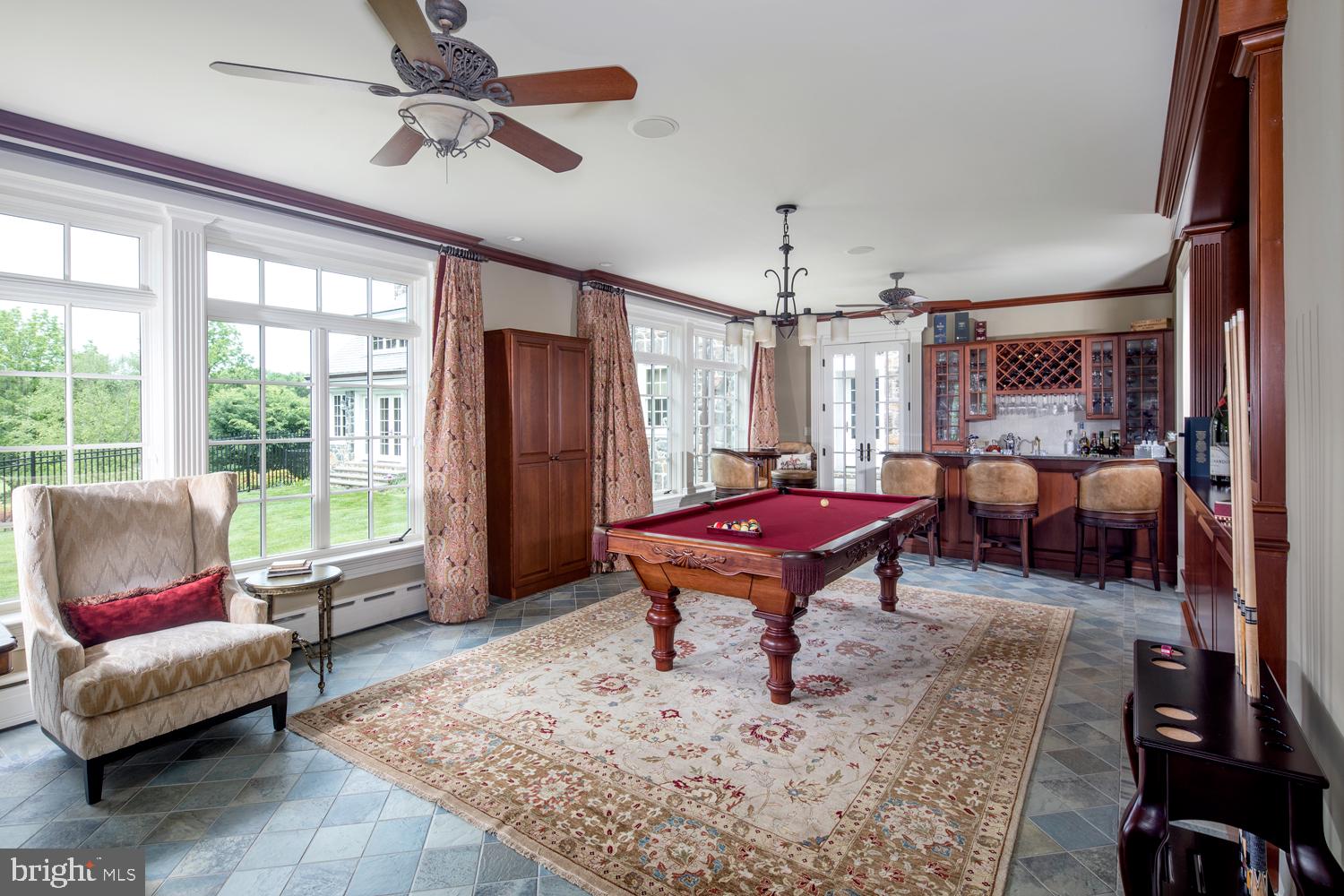 STONEGATE - Residential