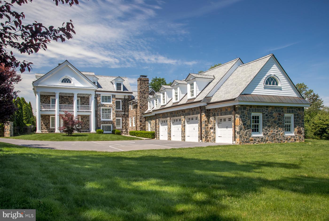 STONEGATE - Residential