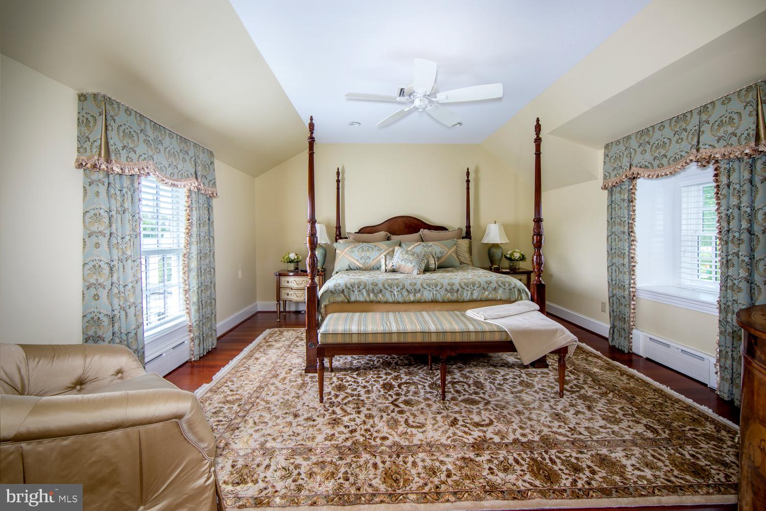 STONEGATE - Residential