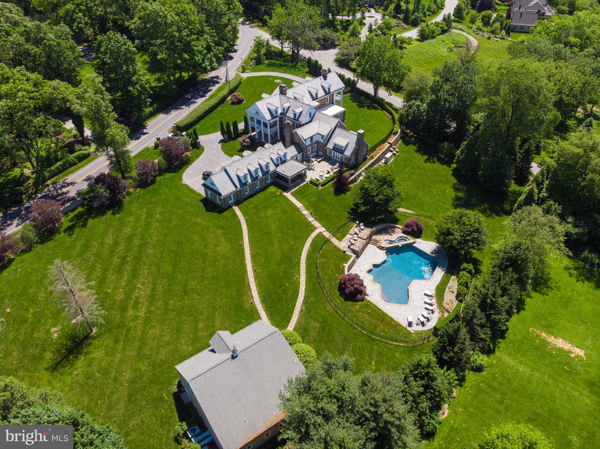 STONEGATE - Residential