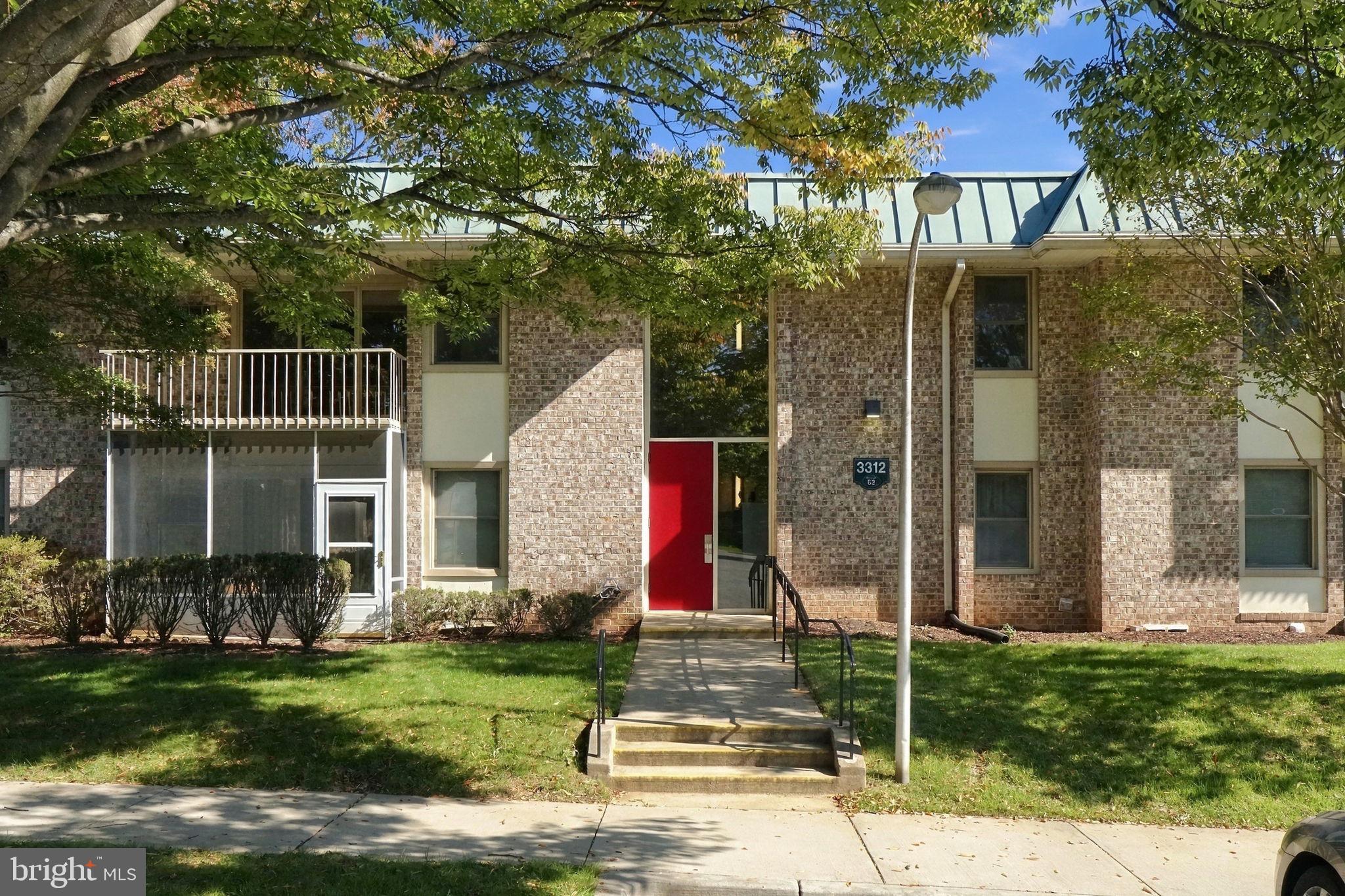 3312 CHISWICK COURT 62-2B